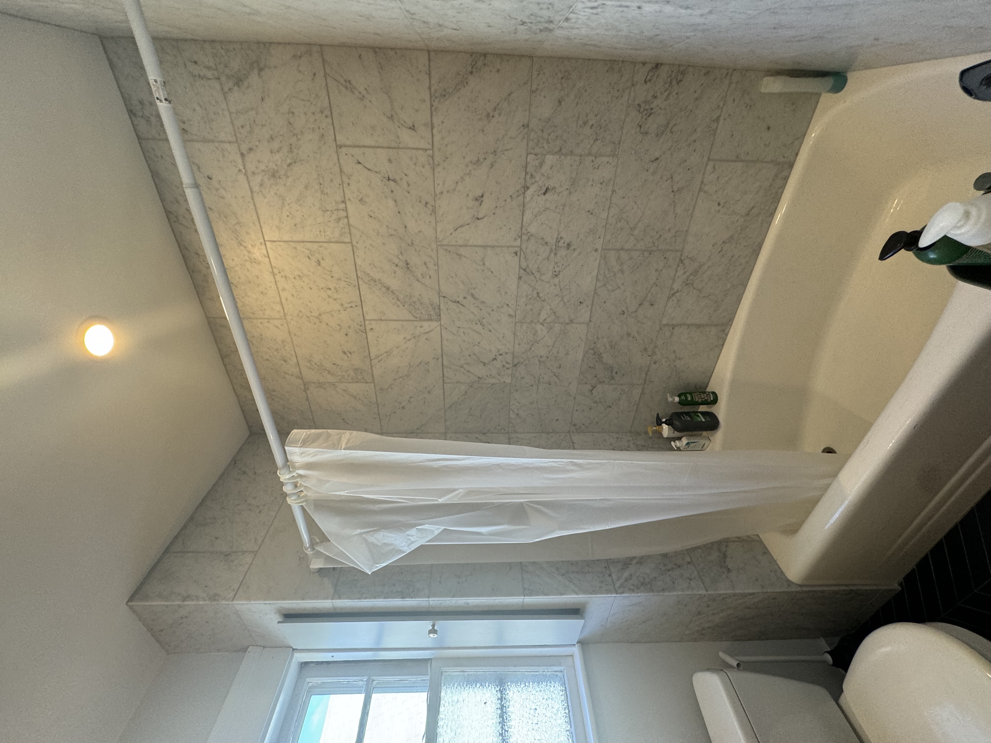 15 Upland Rd, West Somerville