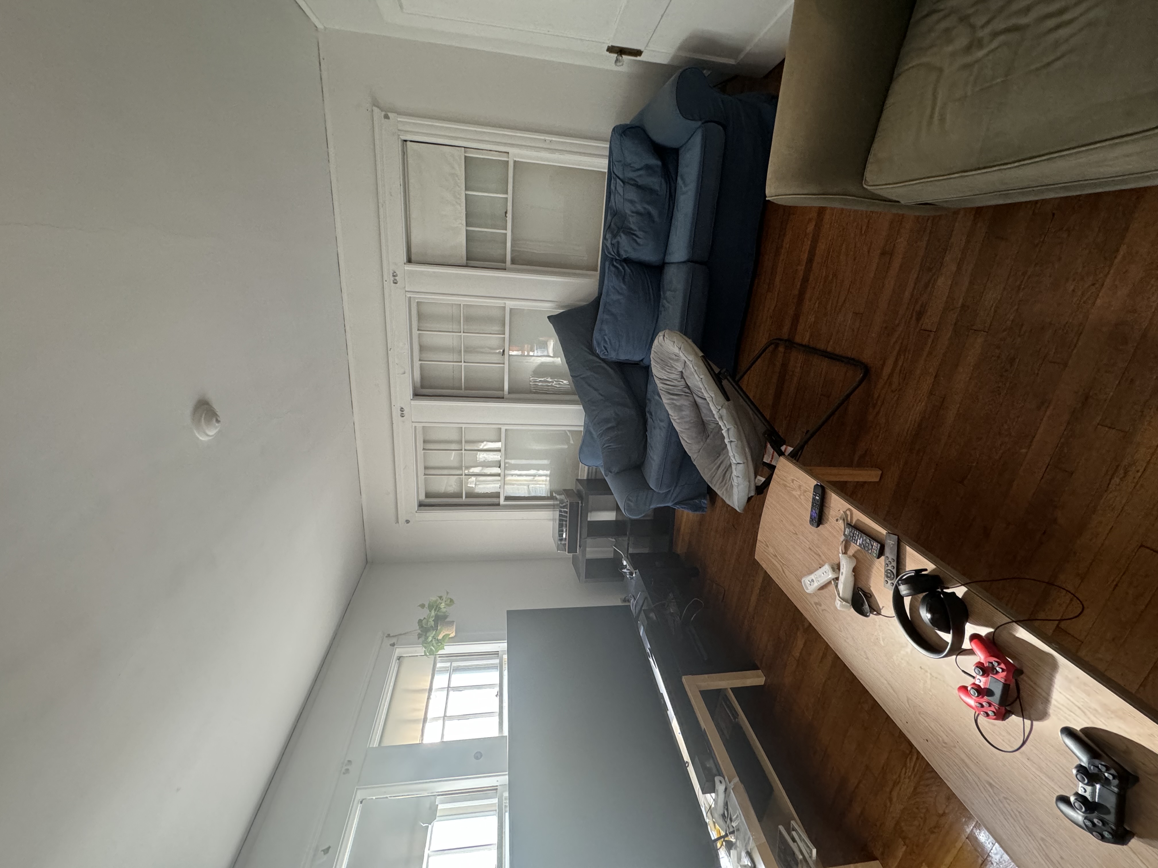 15 Upland Rd, West Somerville