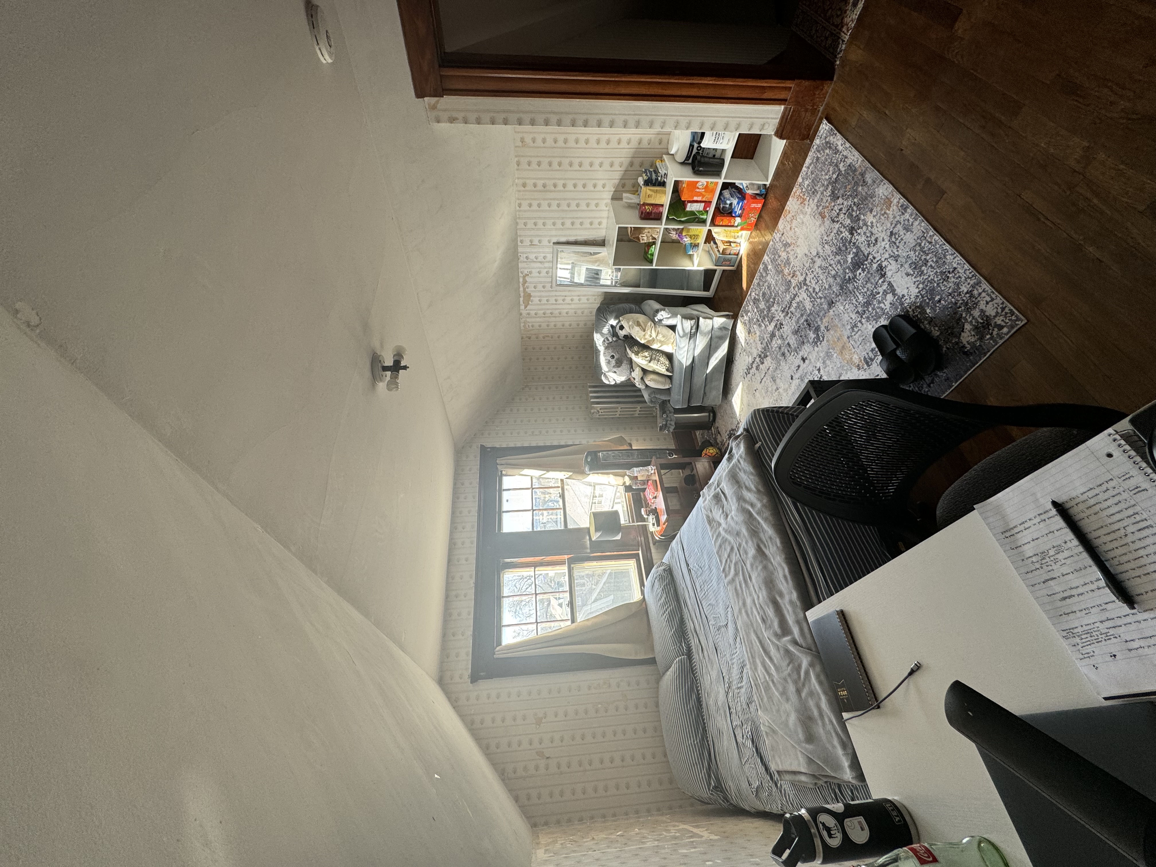 15 Upland Rd, West Somerville