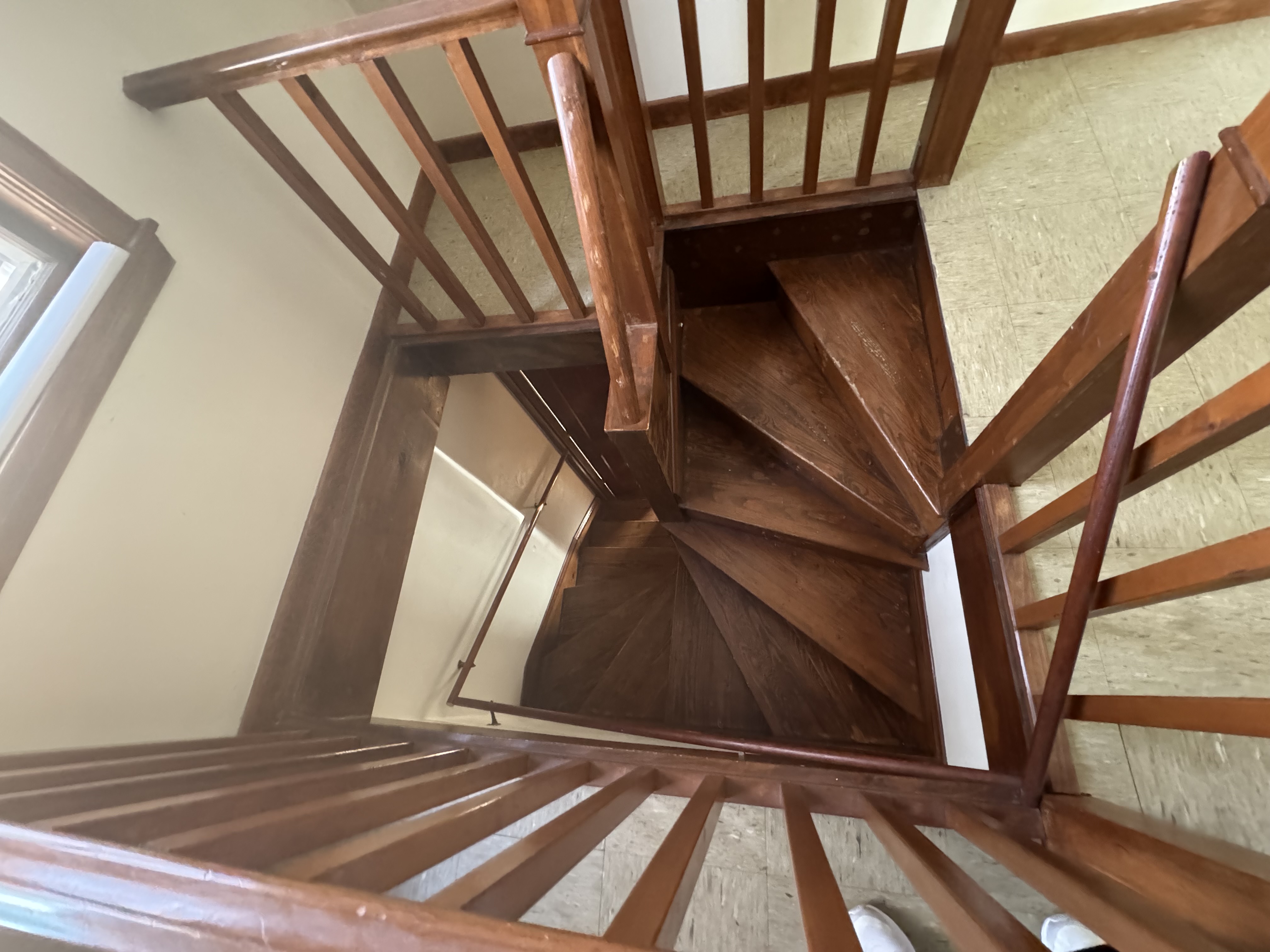 15 Upland Rd, West Somerville