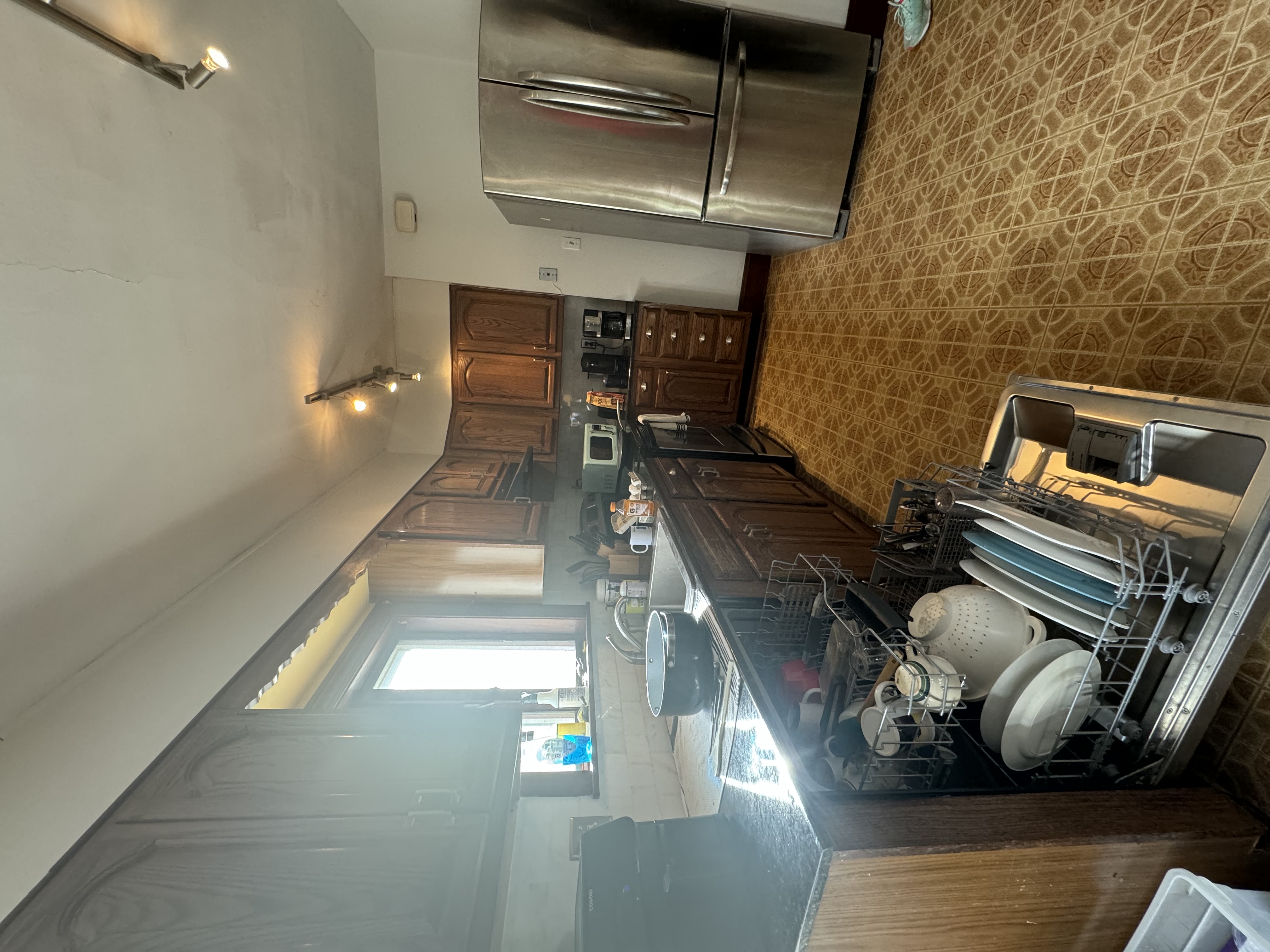 15 Upland Rd, West Somerville