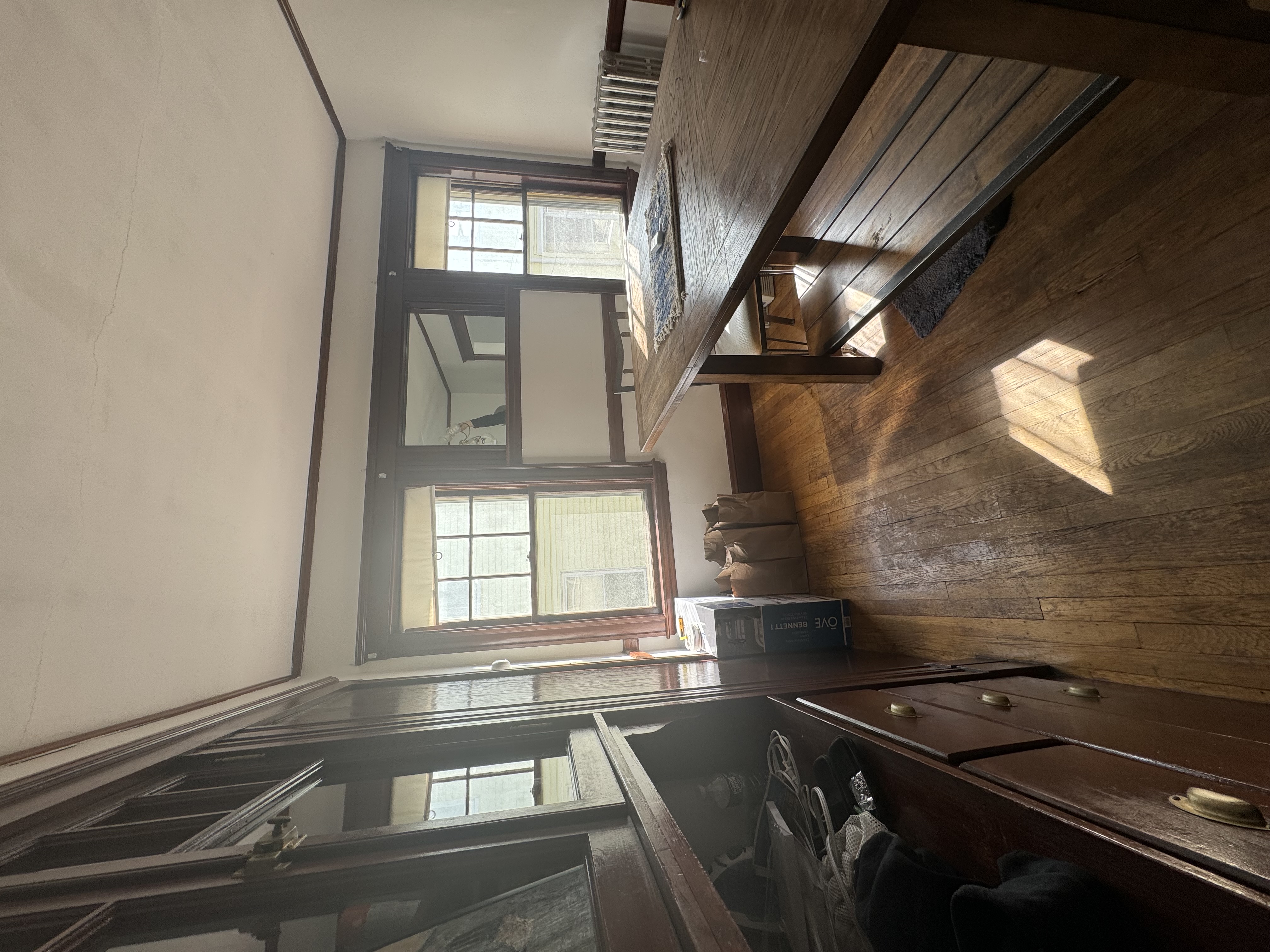 15 Upland Rd, West Somerville