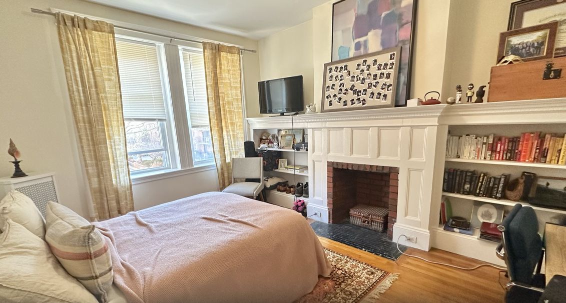 136 Pleasant St, Coolidge Corner