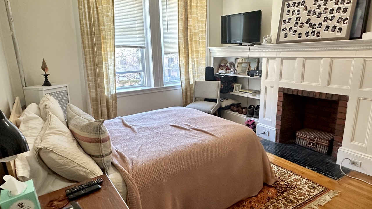 136 Pleasant St, Coolidge Corner