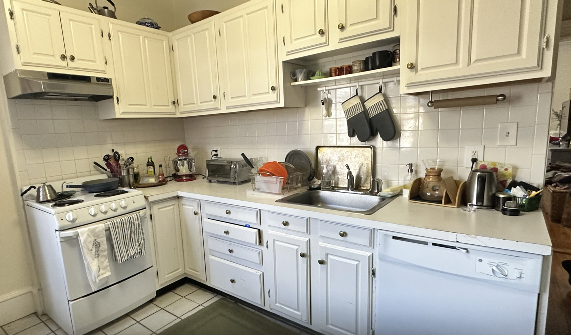 136 Pleasant St, Coolidge Corner