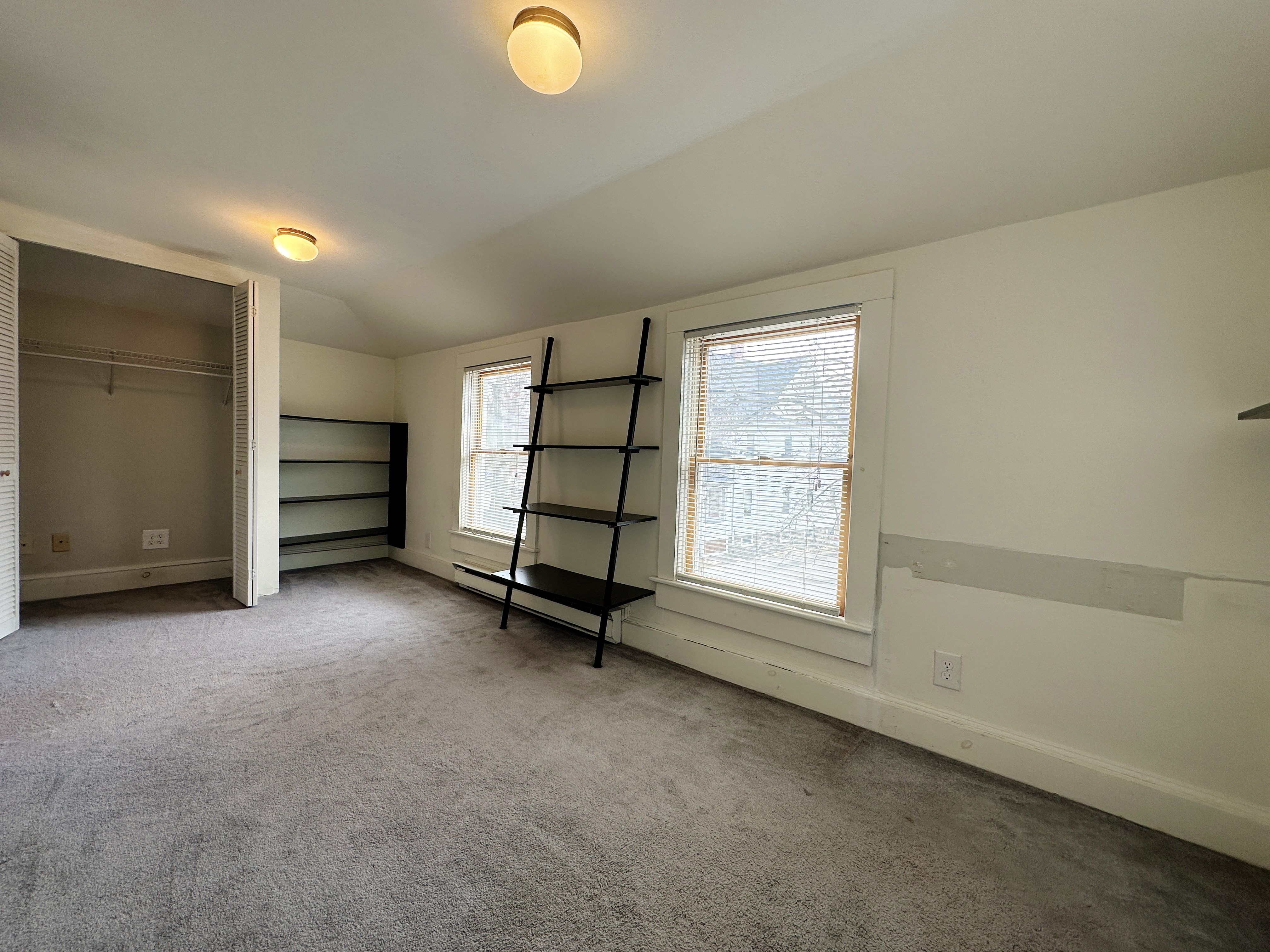 9 Shawmut St, Malden