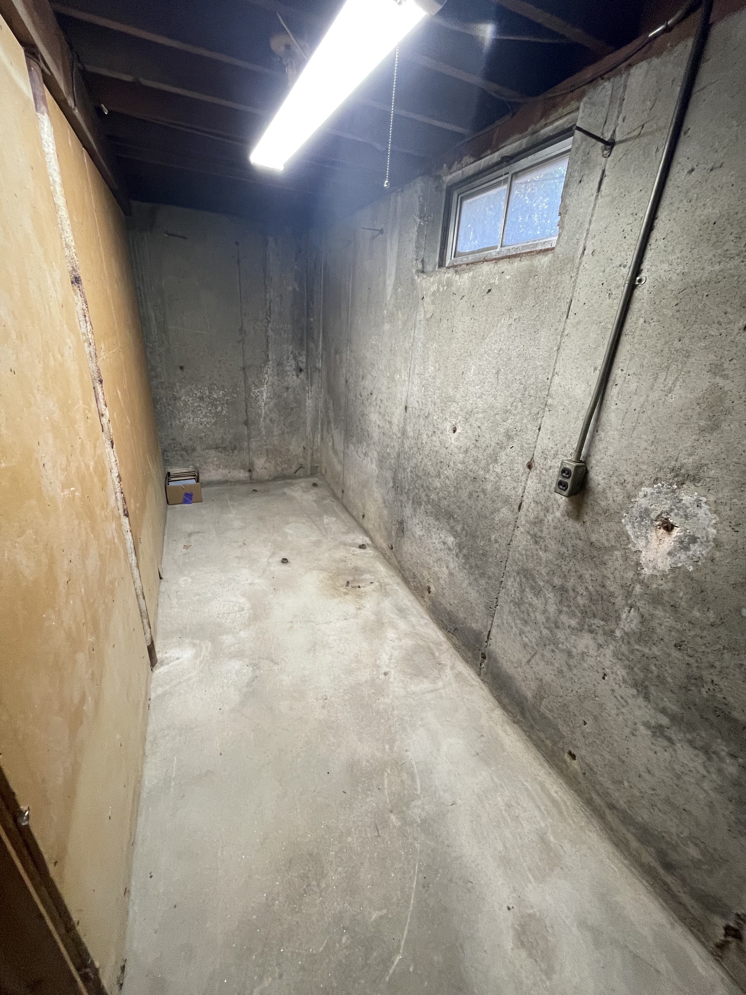 340 Albion St, West Side