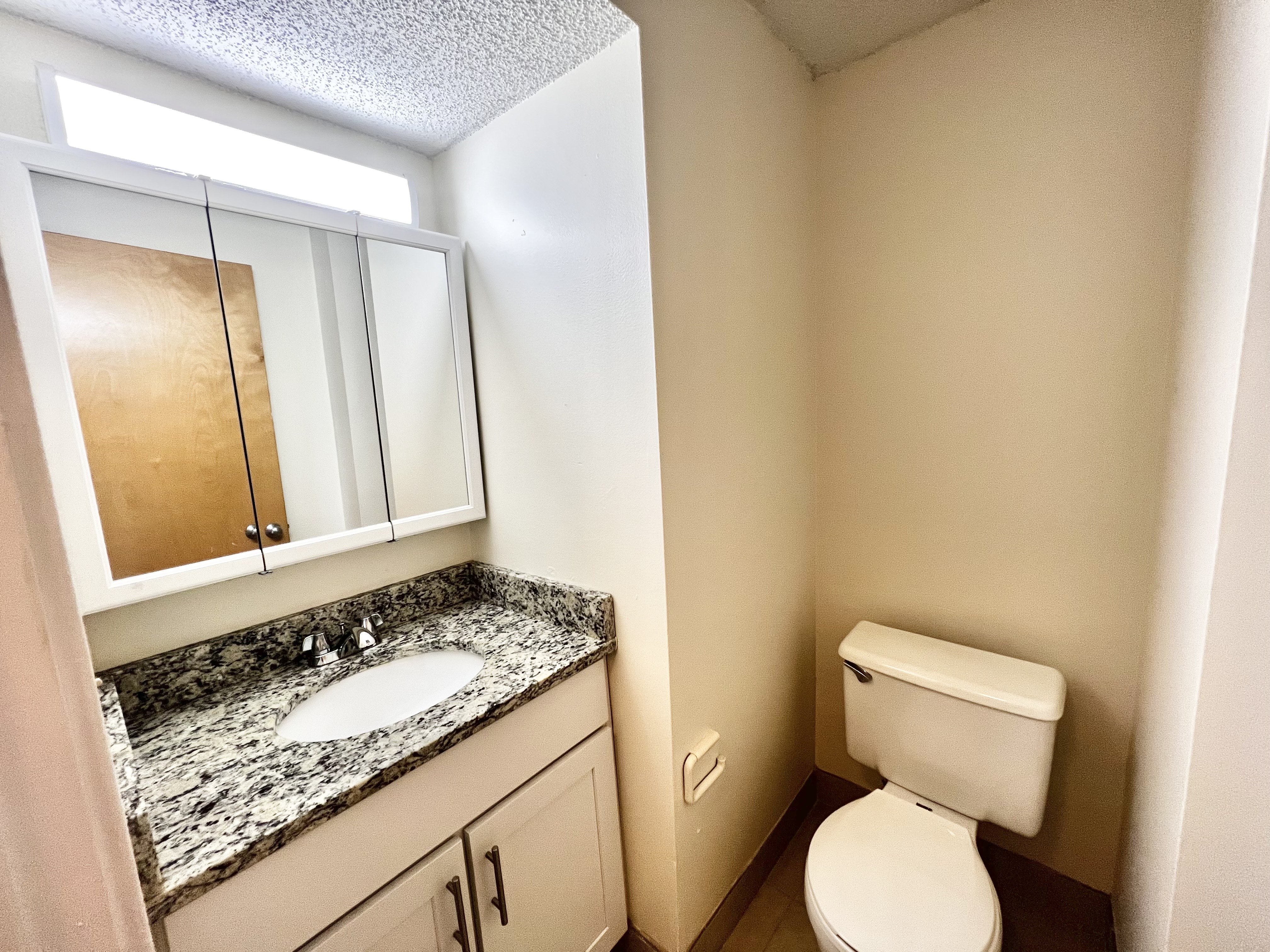 140 North Beacon St, Brighton