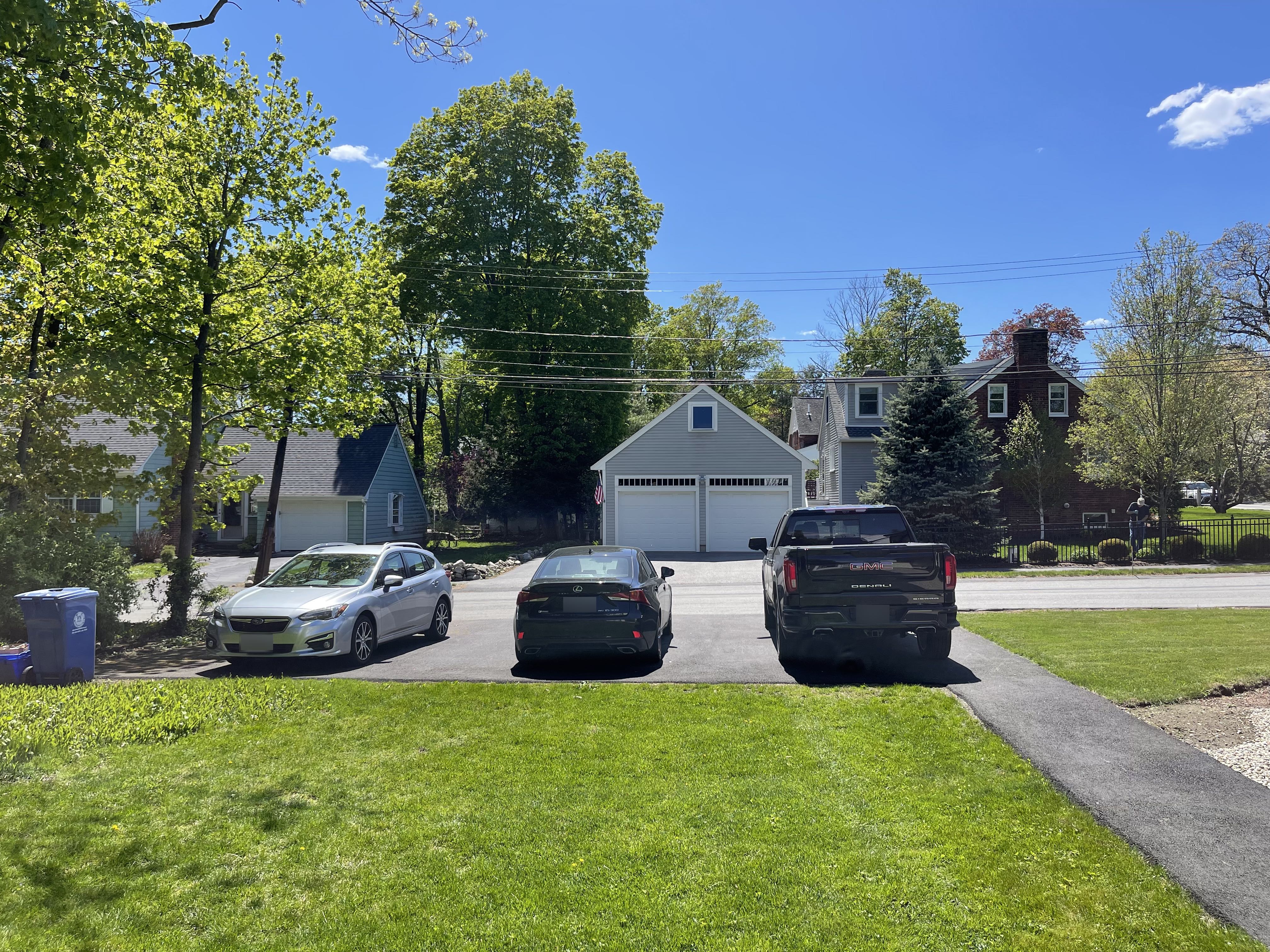 340 Albion St, West Side