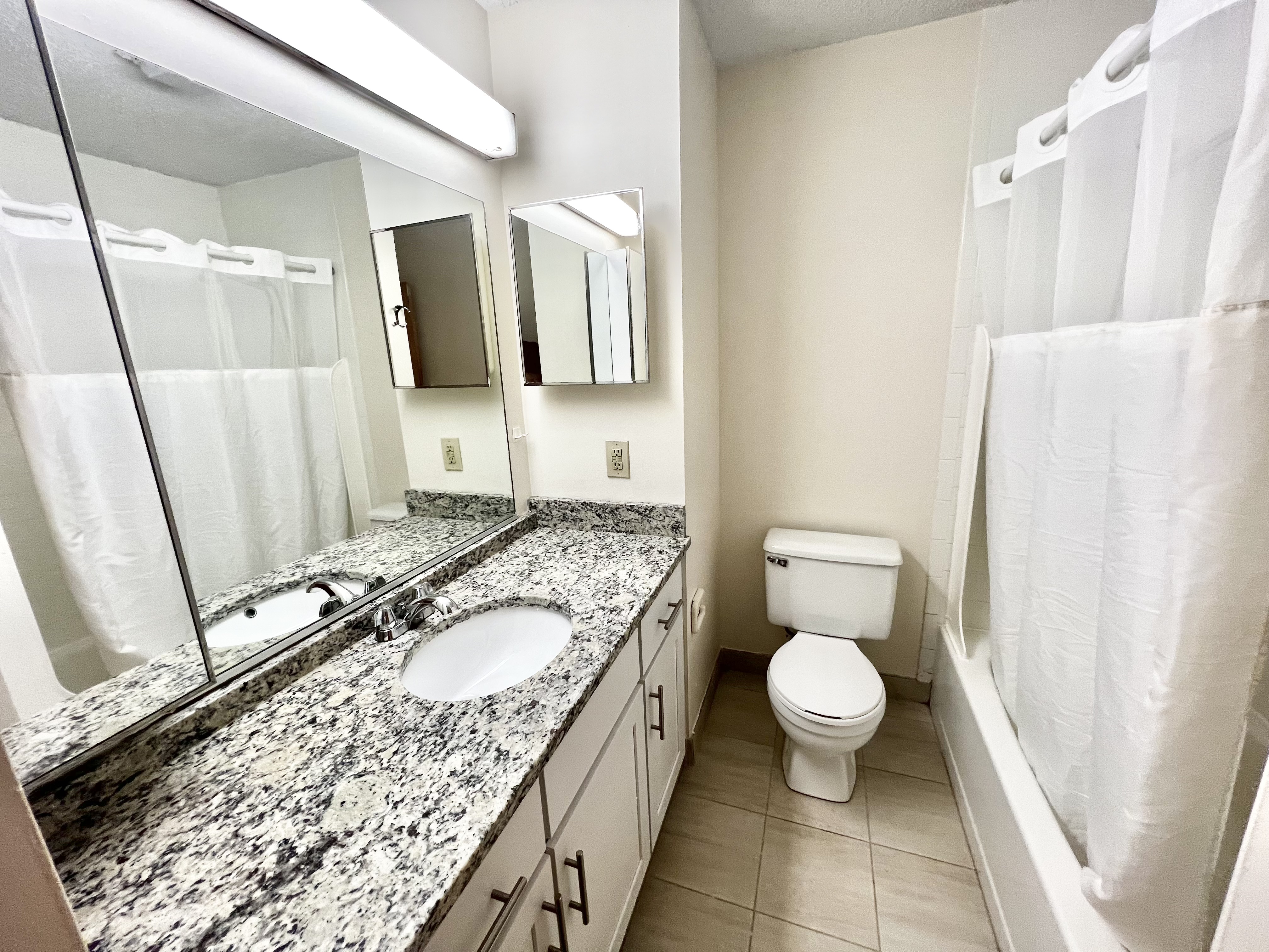 140 North Beacon St, Brighton