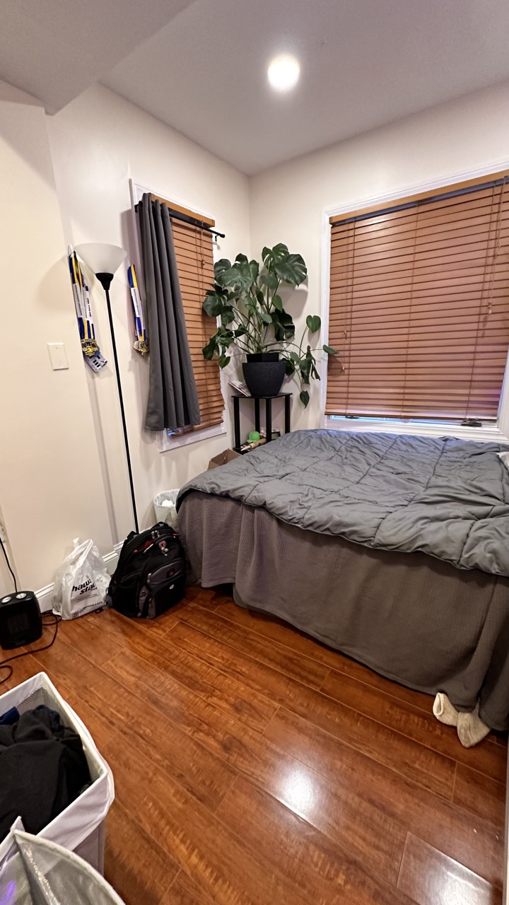 1203 Beacon St, Coolidge Corner