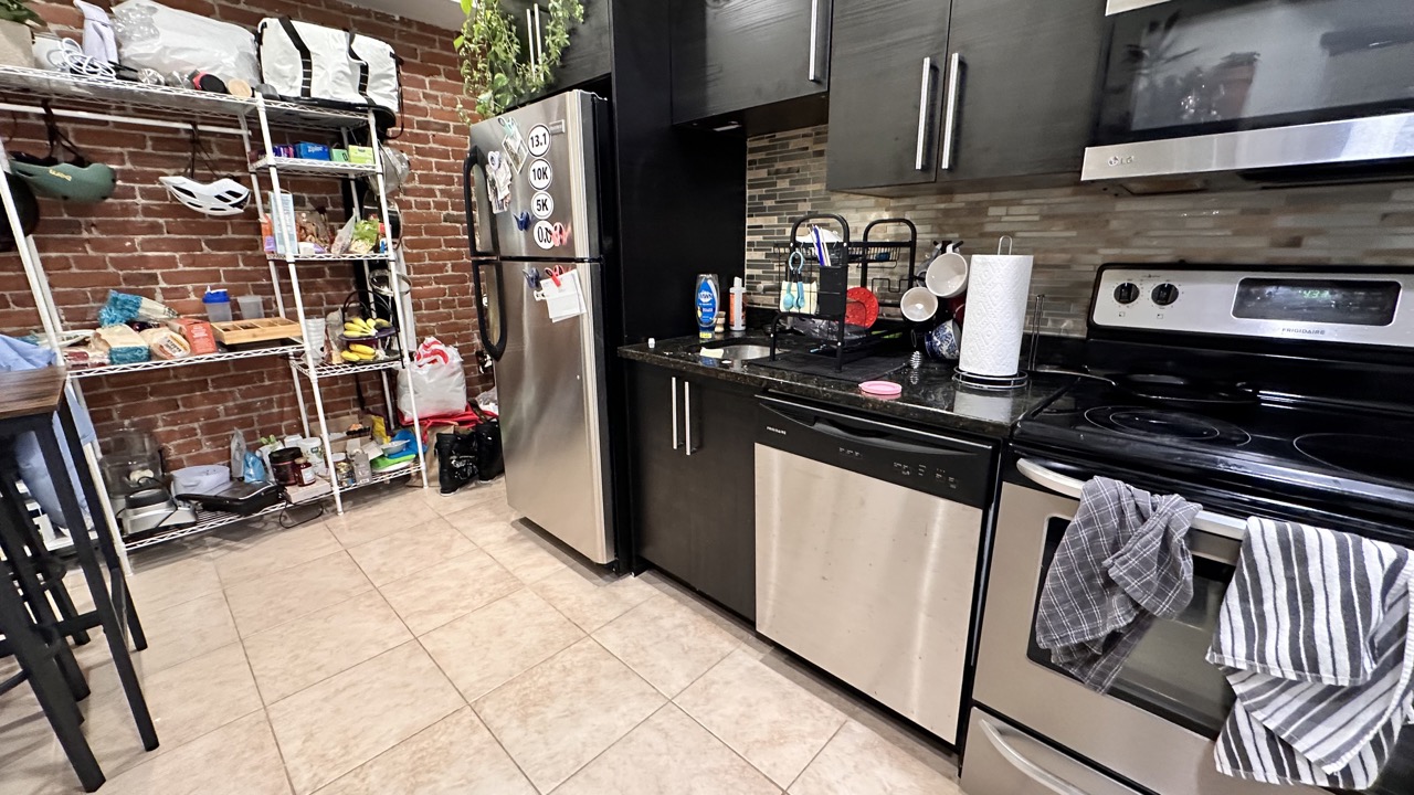 1203 Beacon St, Coolidge Corner