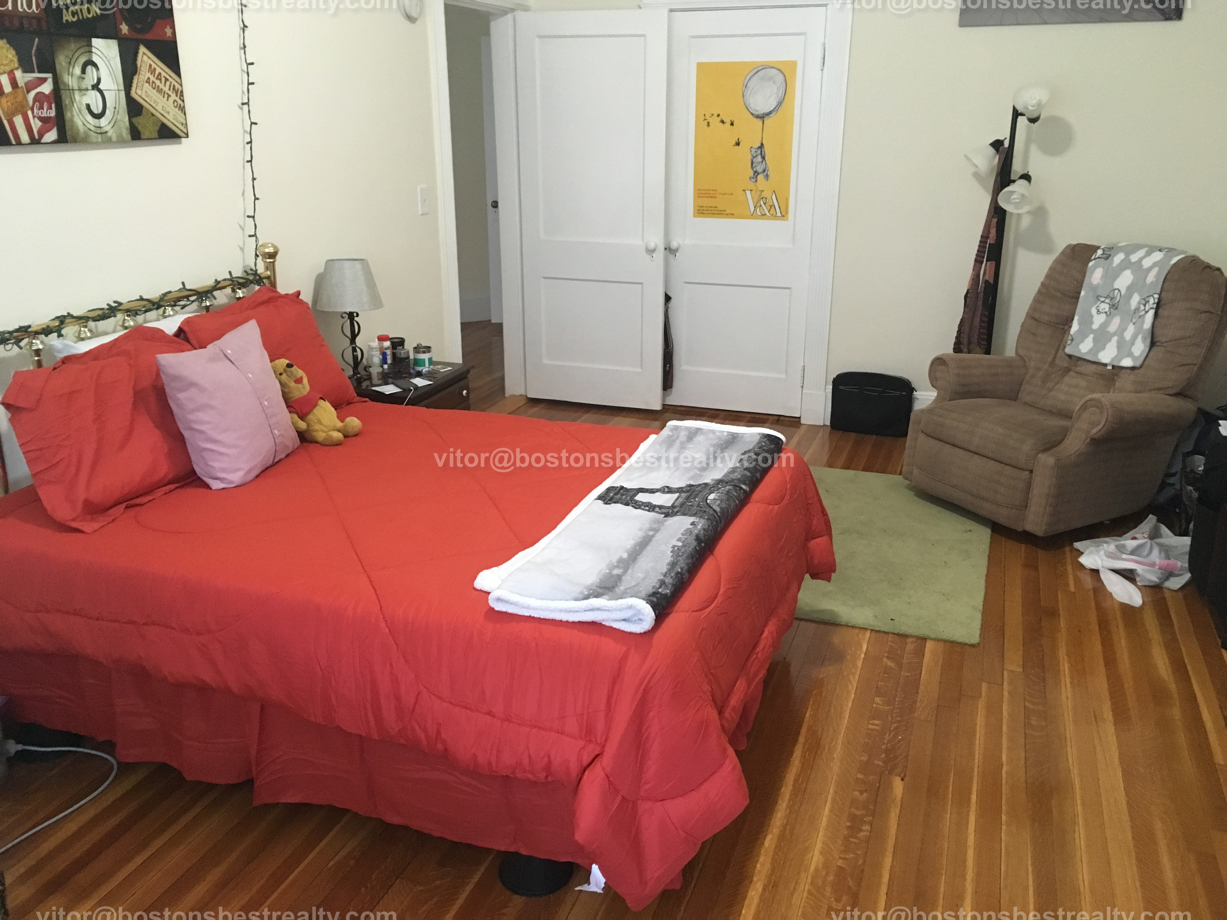 11 Englewood Ave, Washington Square