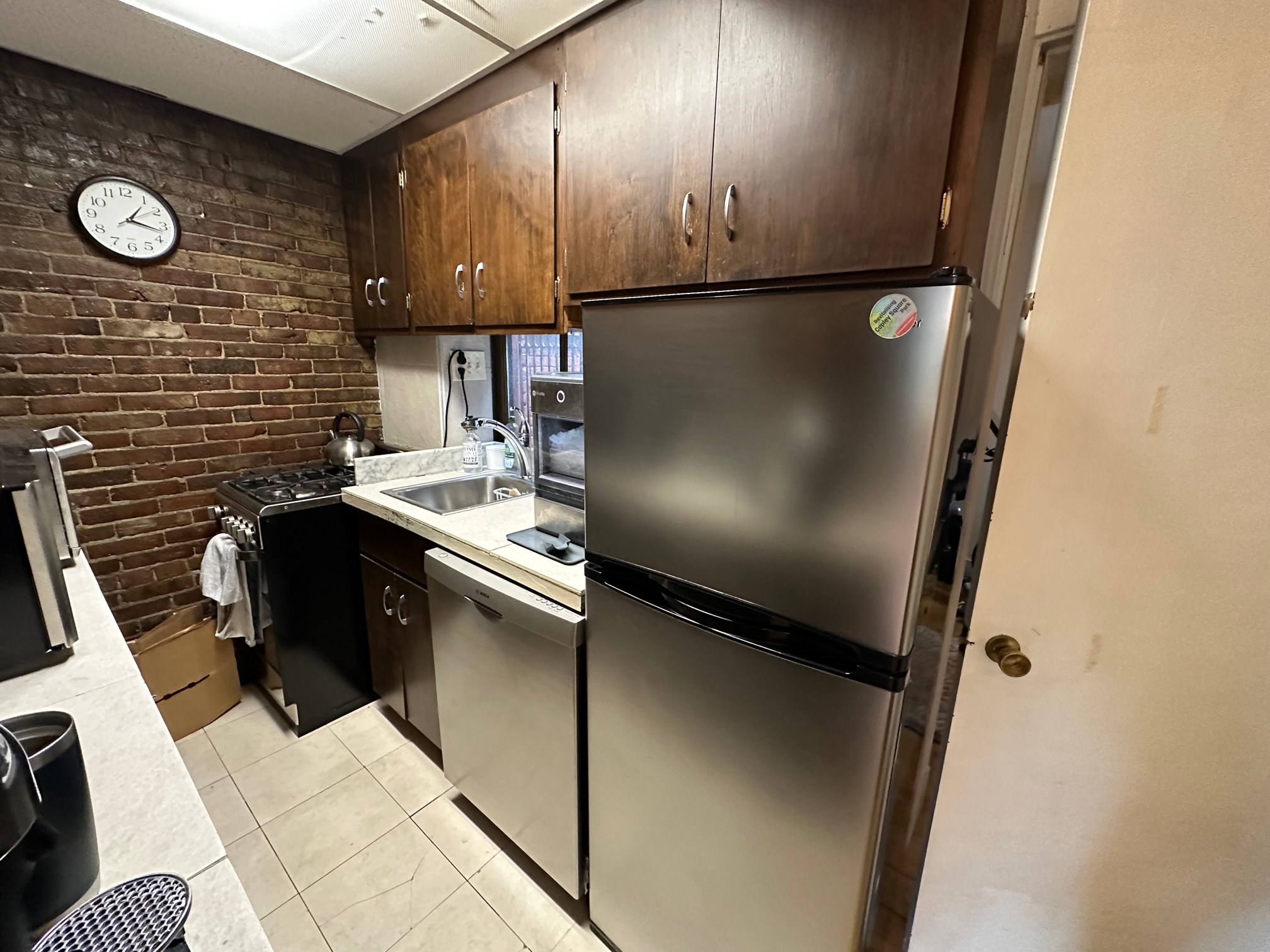 32 Irving St, Beacon Hill