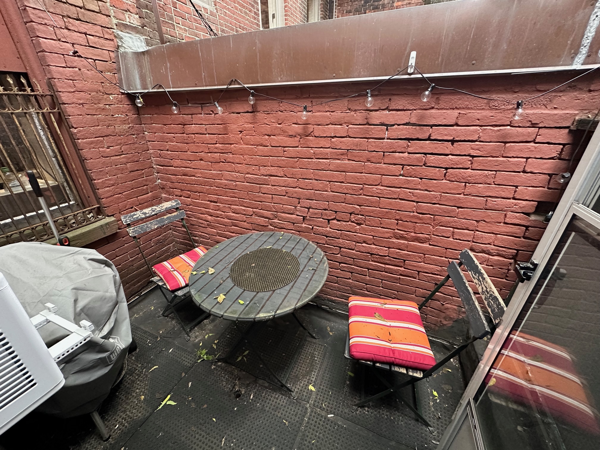 32 Irving St, Beacon Hill