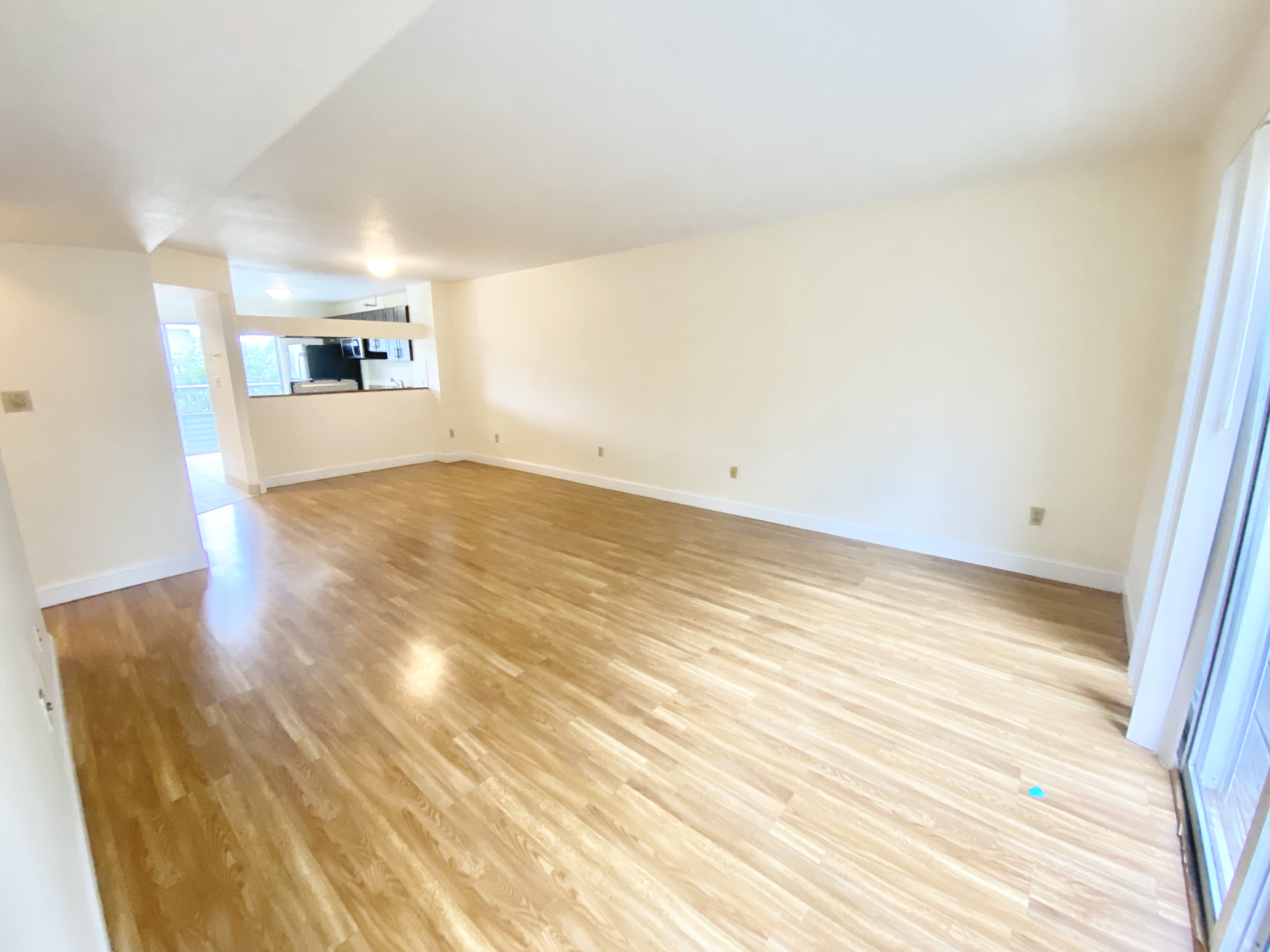 140 North Beacon St, Brighton