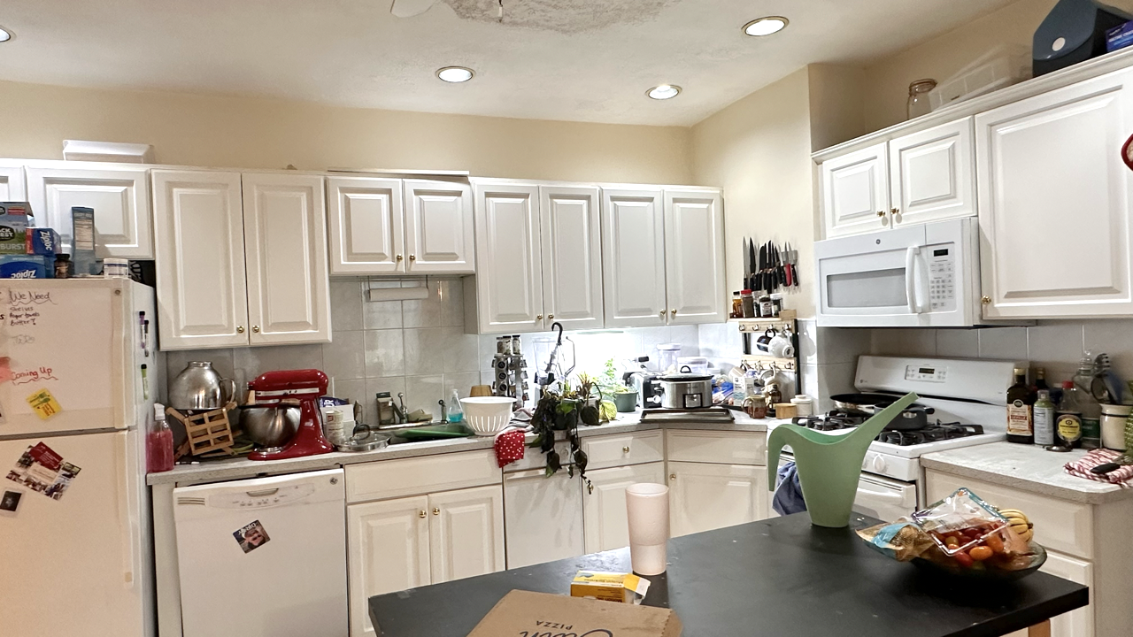 12 Dean Rd, Washington Square