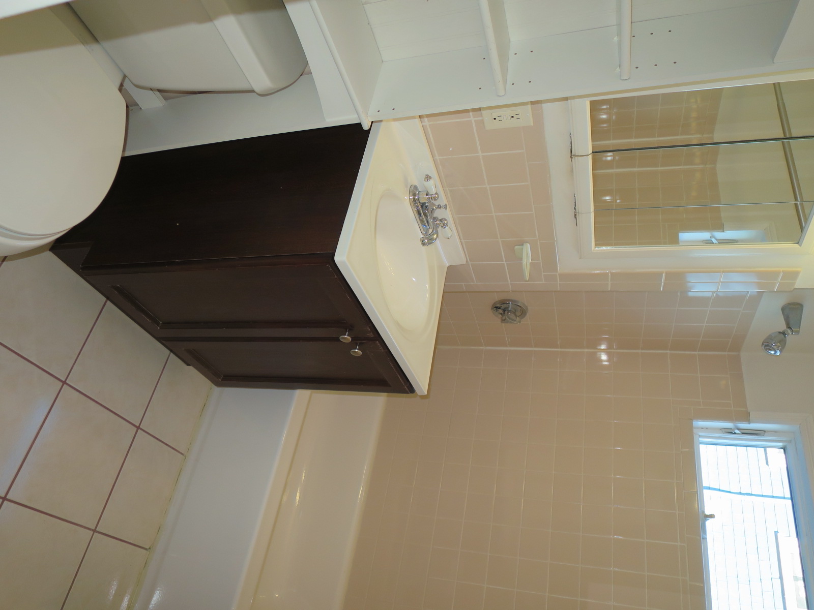 41 Walker St, Davis Square