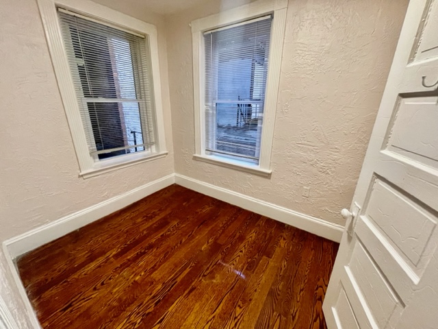 4 Garden Ct, North End