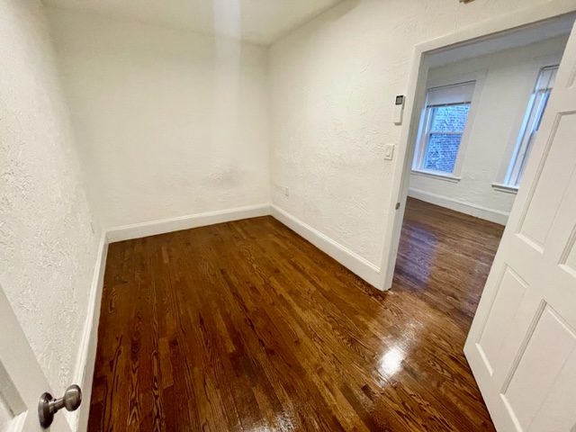 4 Garden Ct, North End