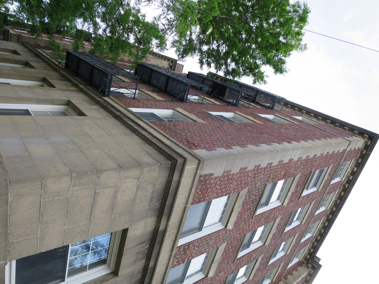 36 College Ave, Davis Square