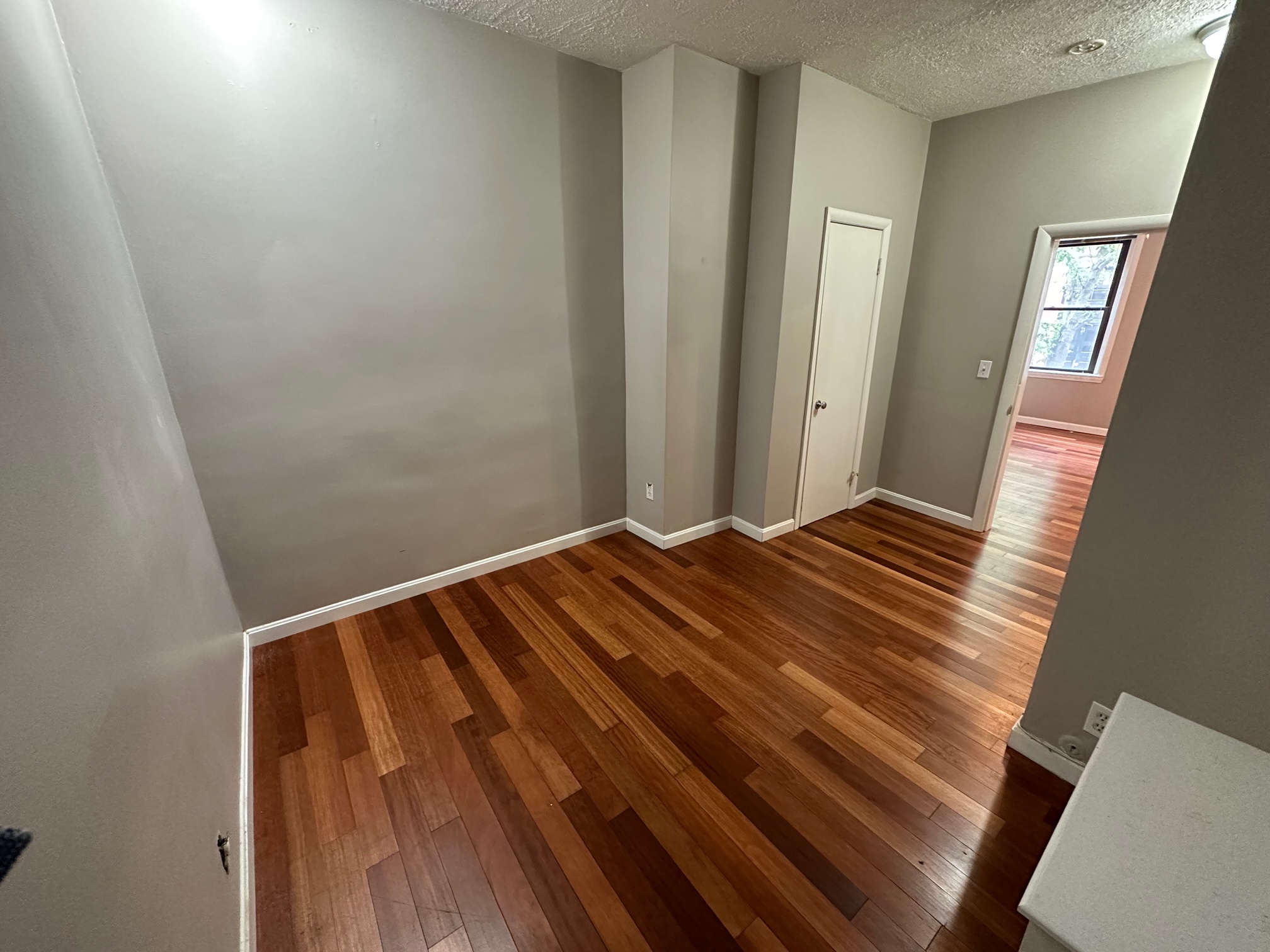 14 Irving St, Beacon Hill