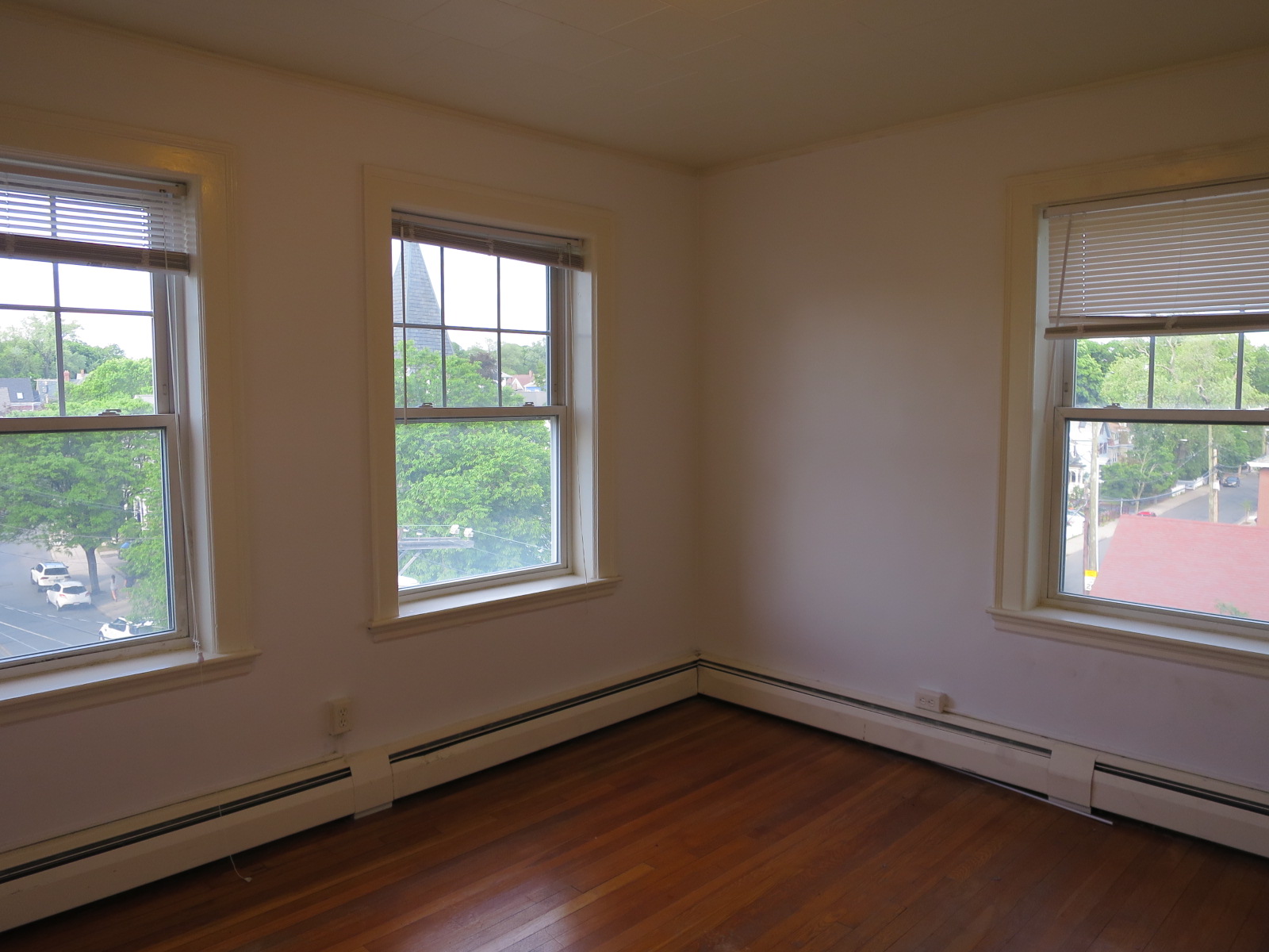 36 College Ave, Davis Square