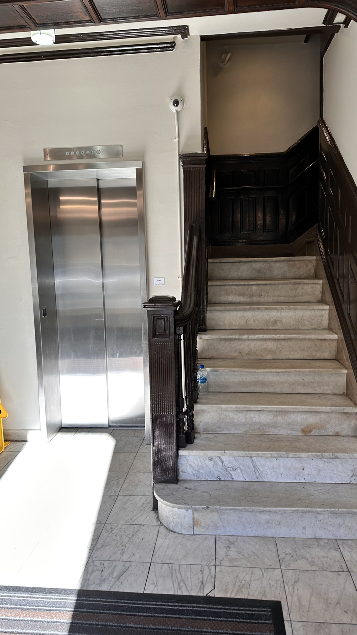 492 Massachusetts Ave, South End