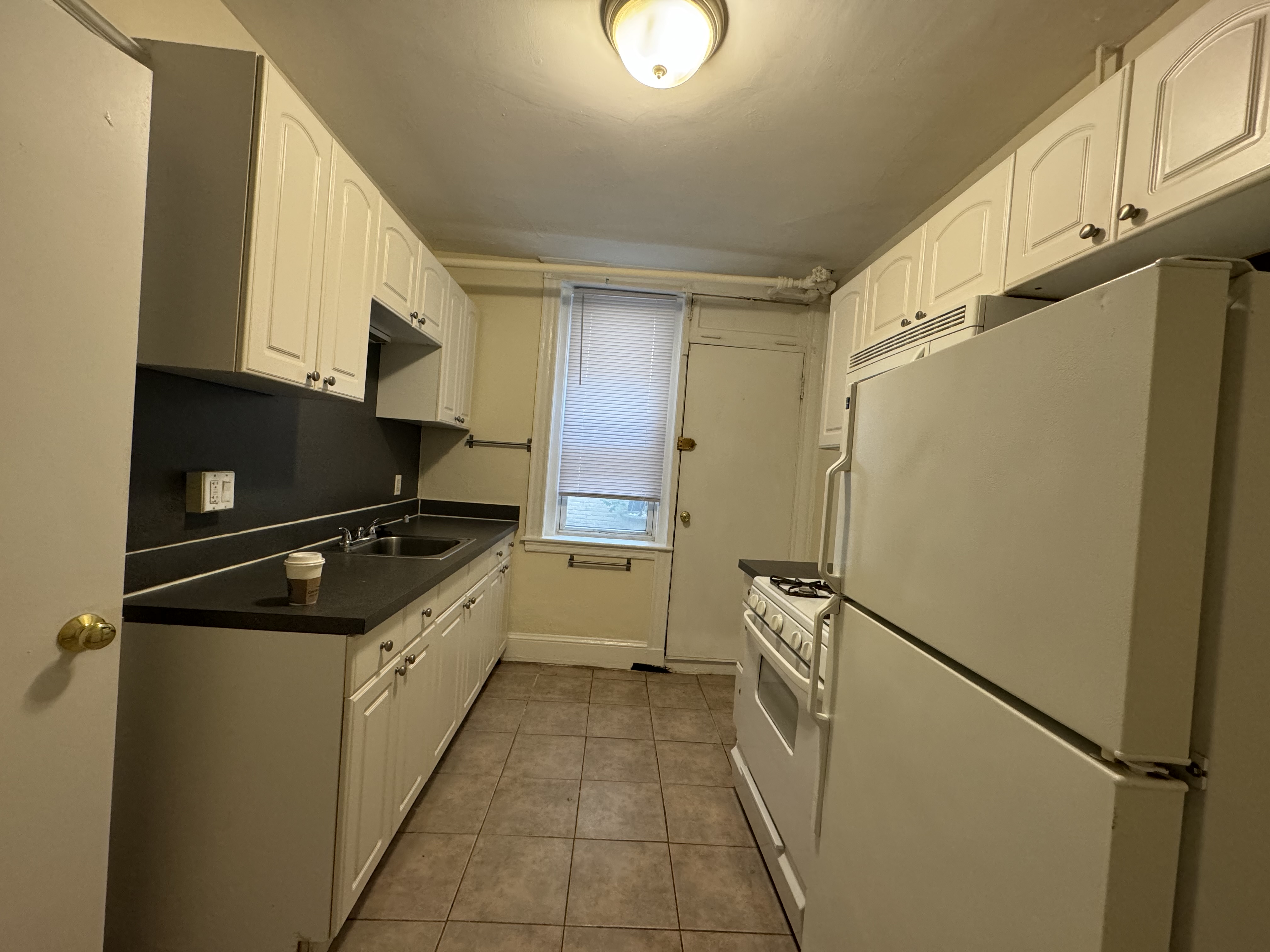 9 Barrows St, Allston