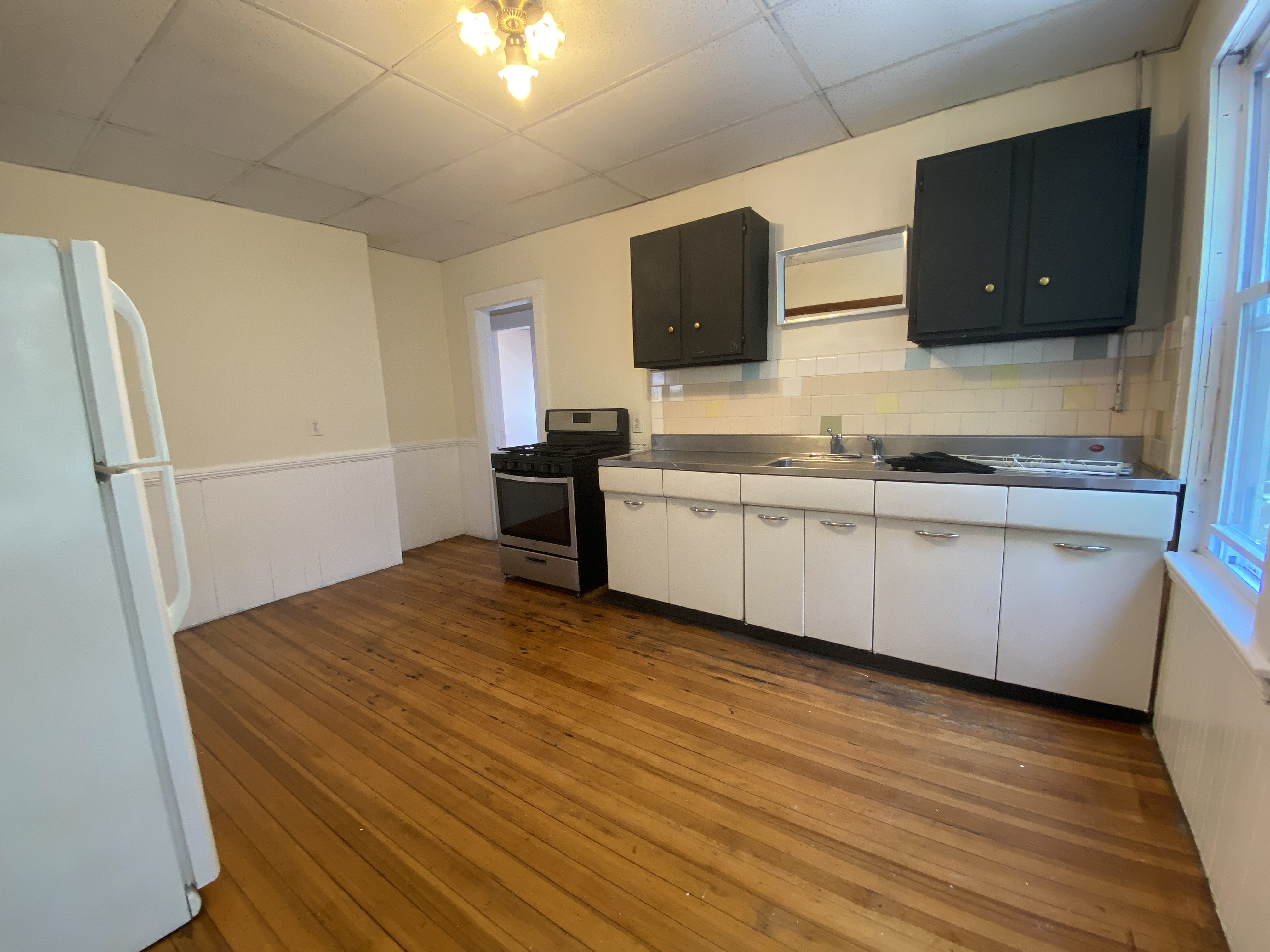 64 Parkton Rd, Jamaica Plain