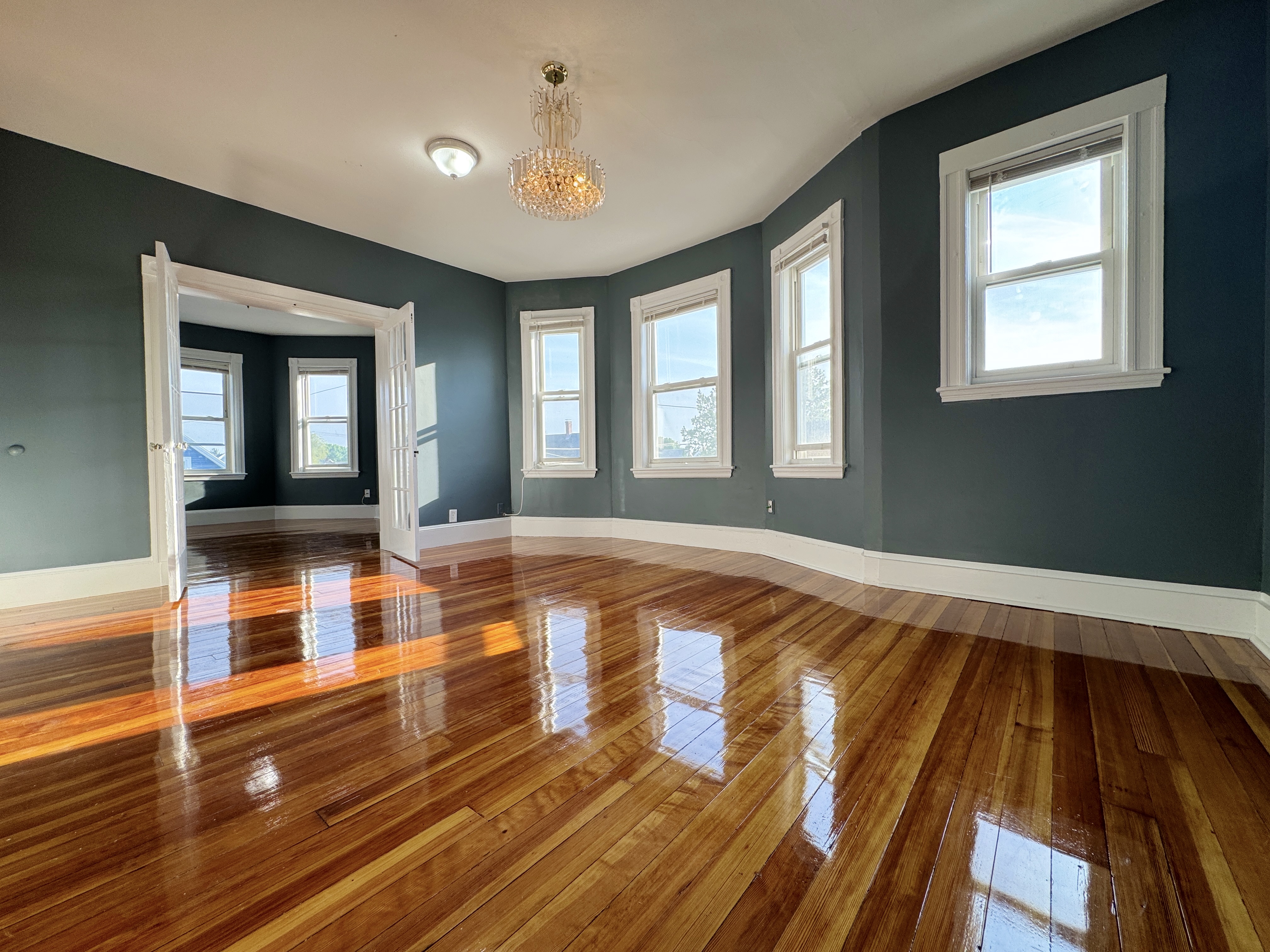 407 Charles St, Malden