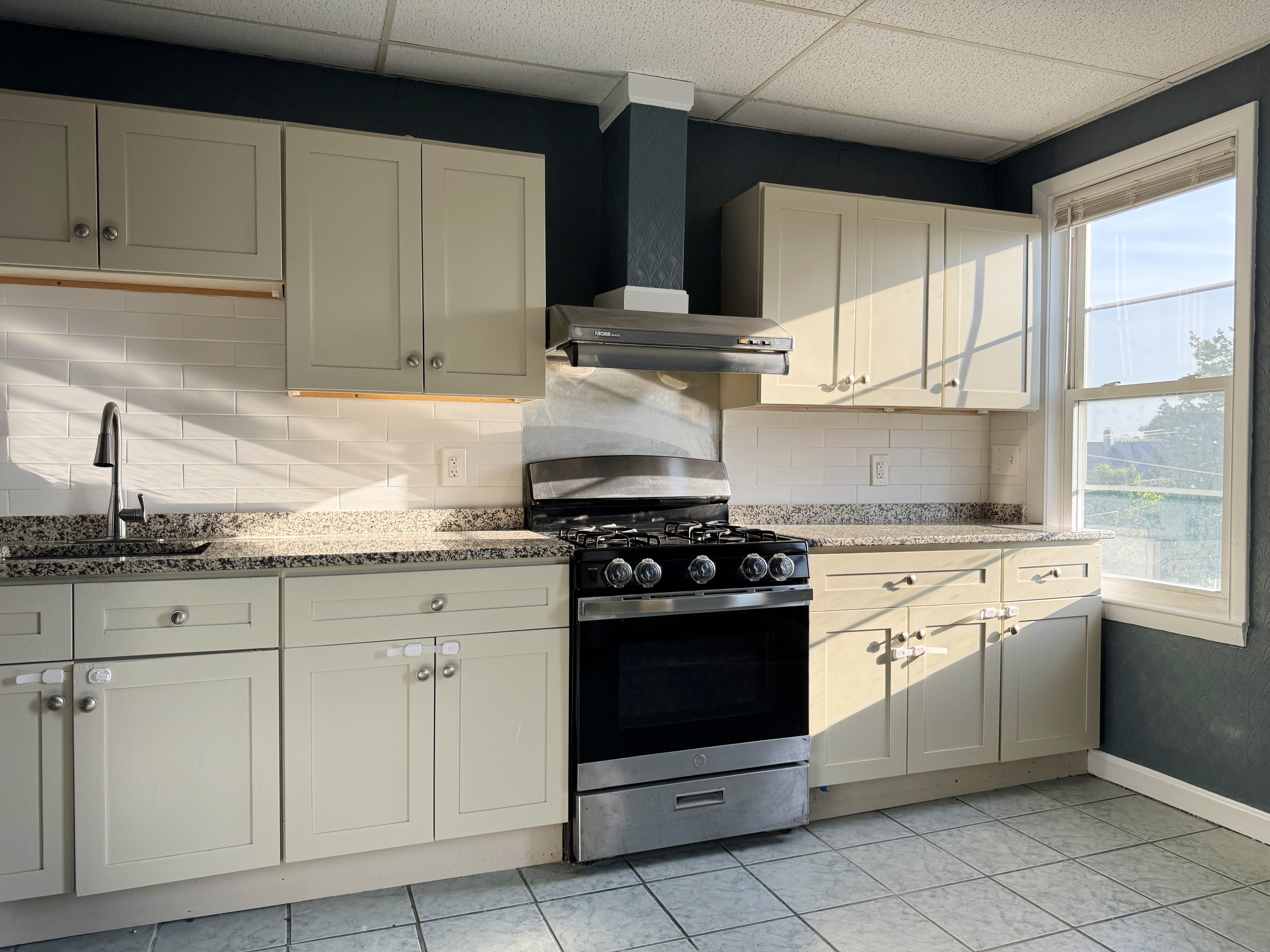 407 Charles St, Malden