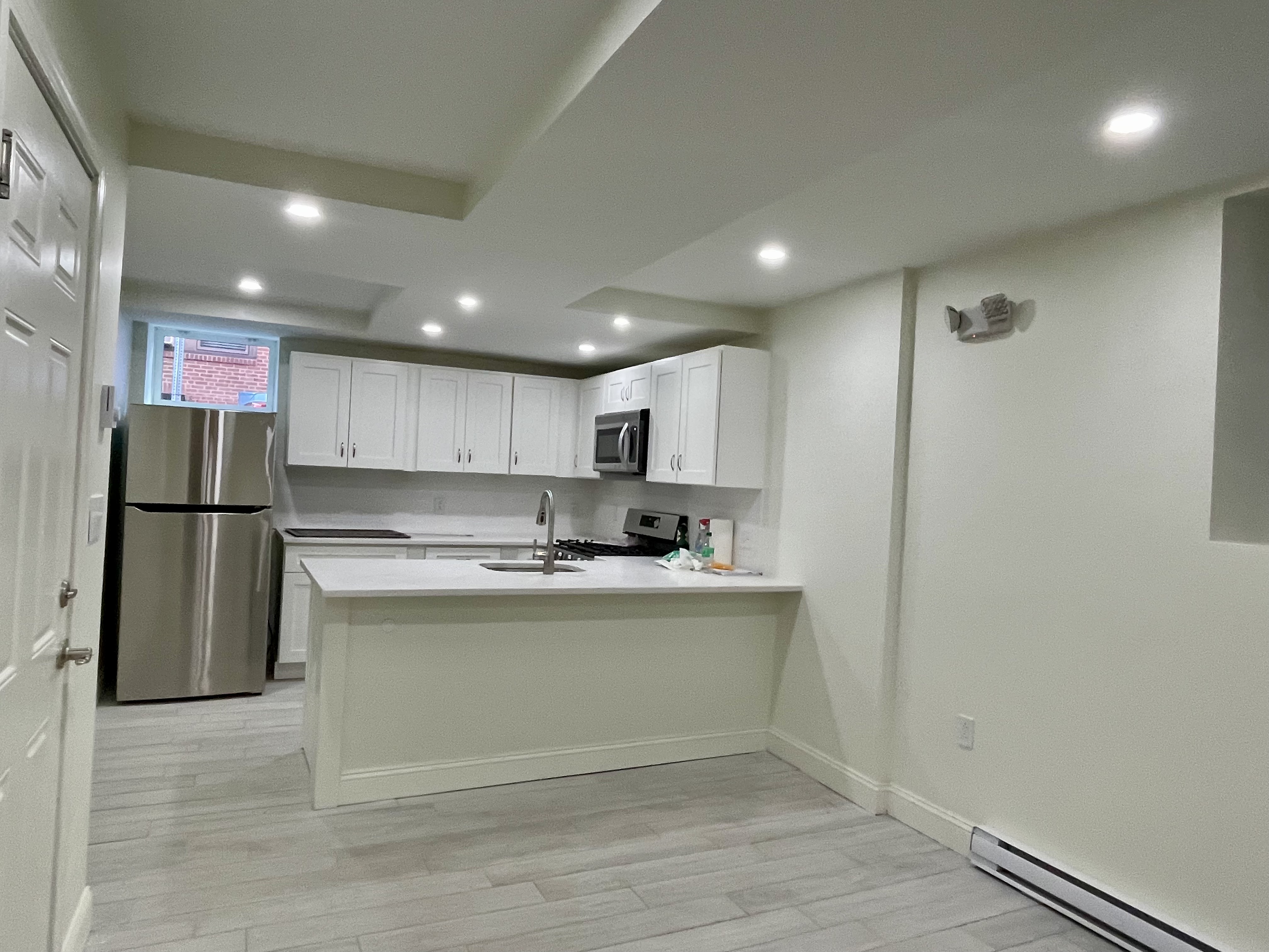 49 Charter St, North End