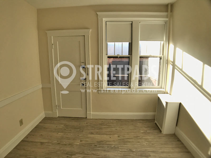 12 Alton Pl, Coolidge Corner