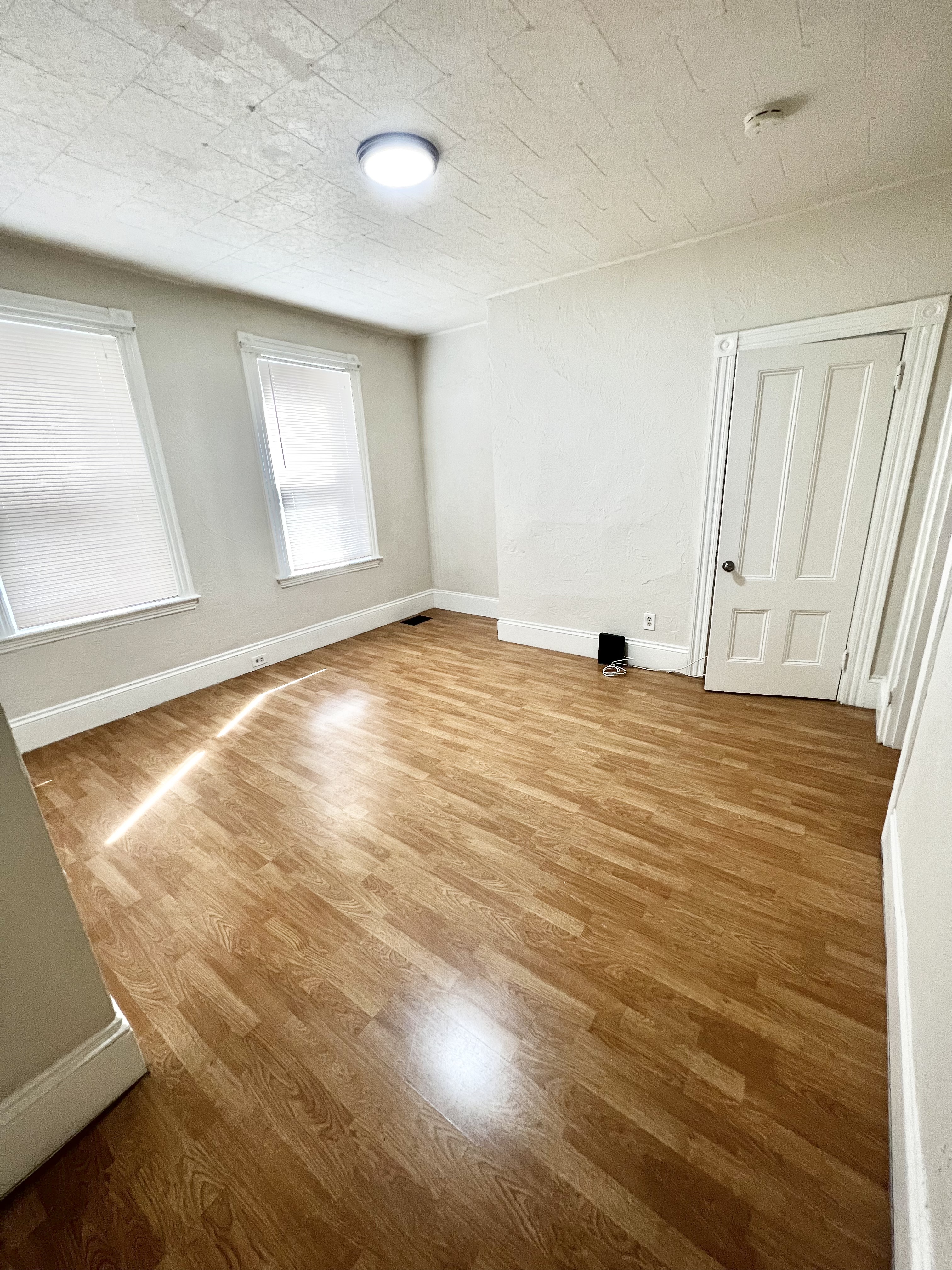 16 Webster Ave, Union Square