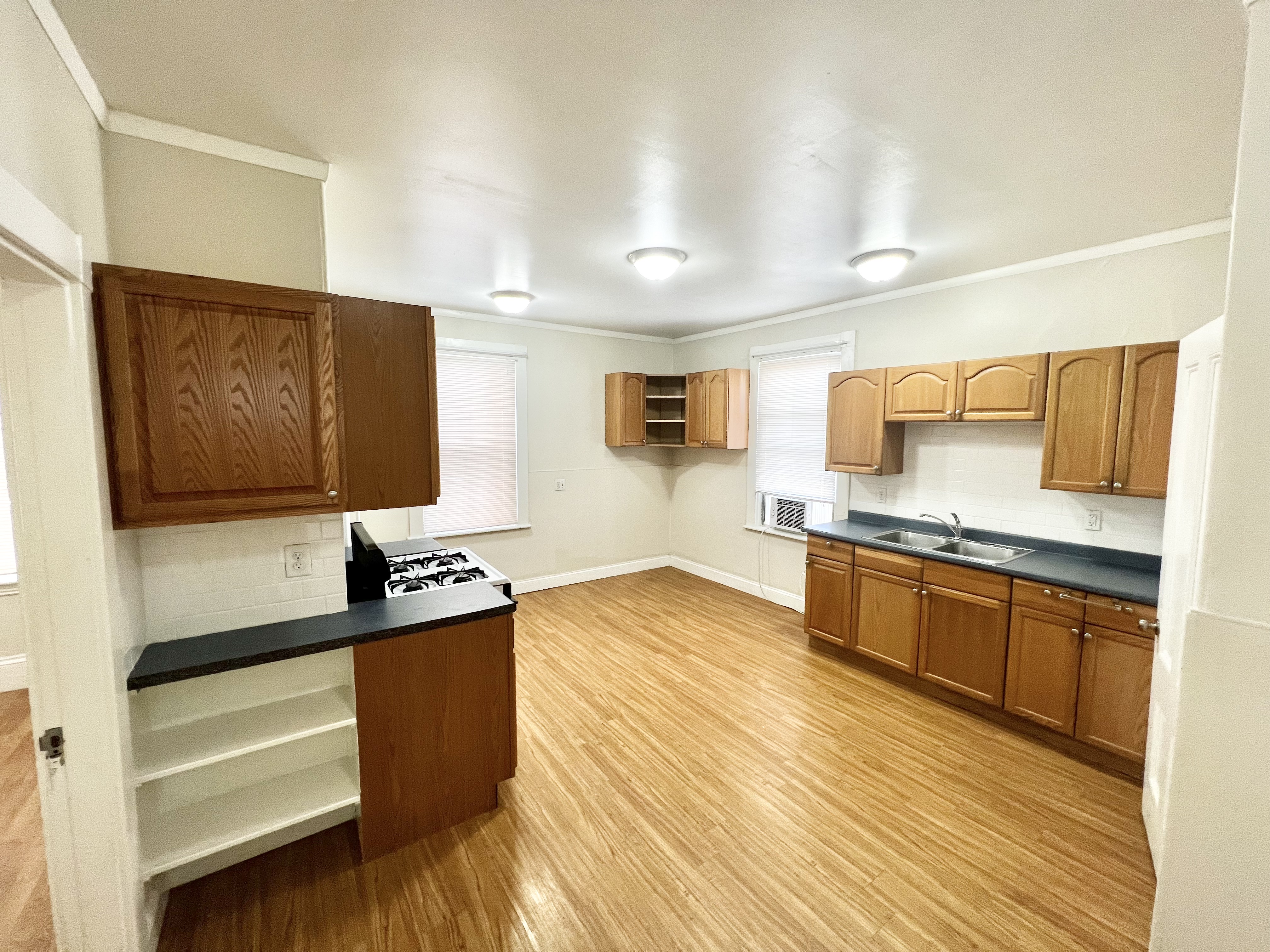 16 Webster Ave, Union Square