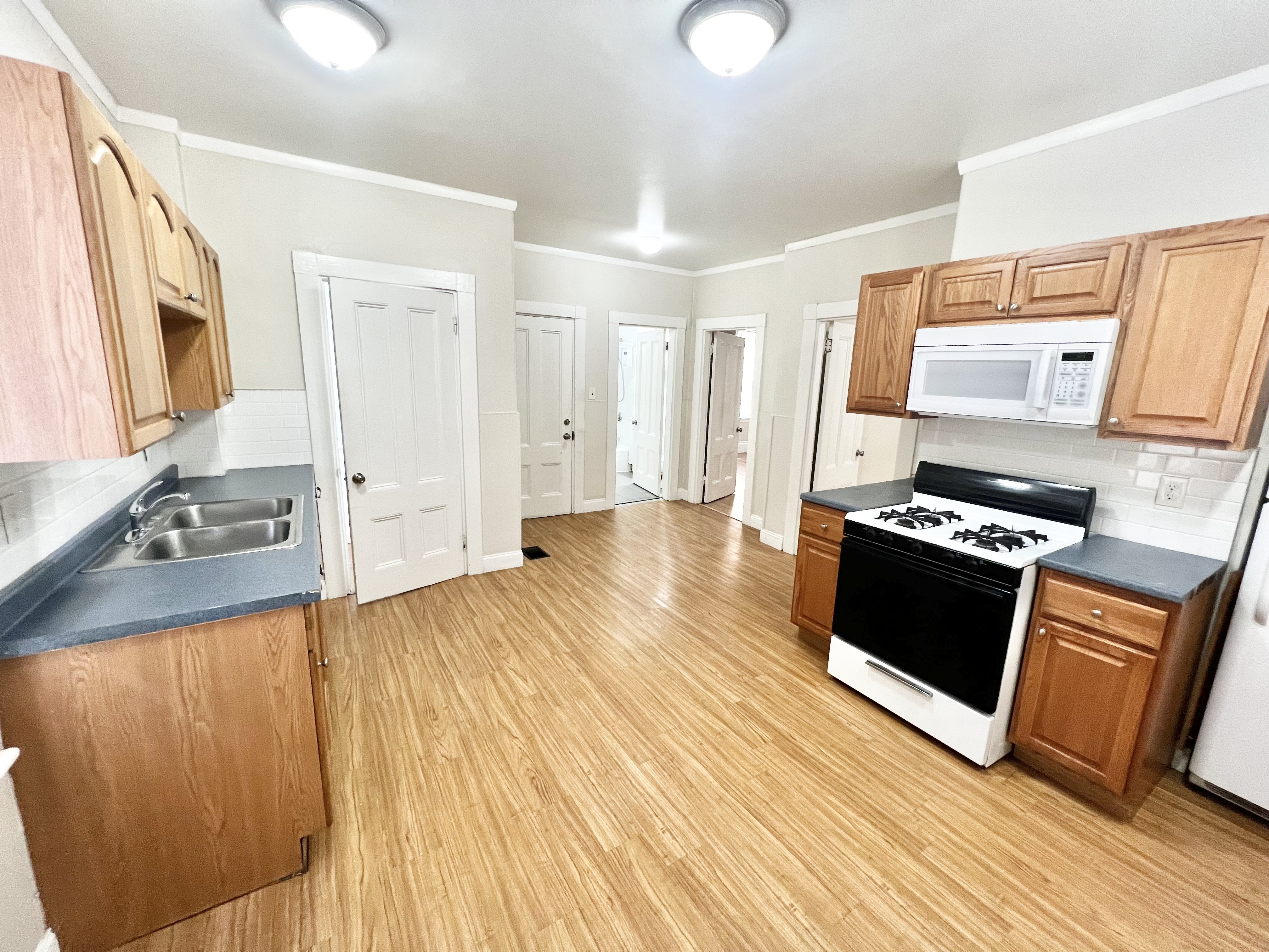 16 Webster Ave, Union Square