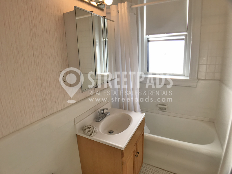 12 Alton Pl, Coolidge Corner