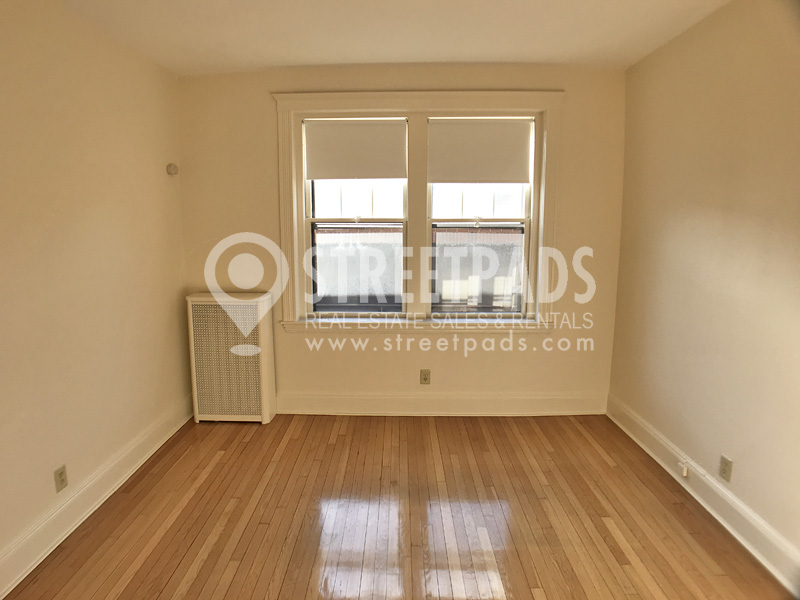 12 Alton Pl, Coolidge Corner