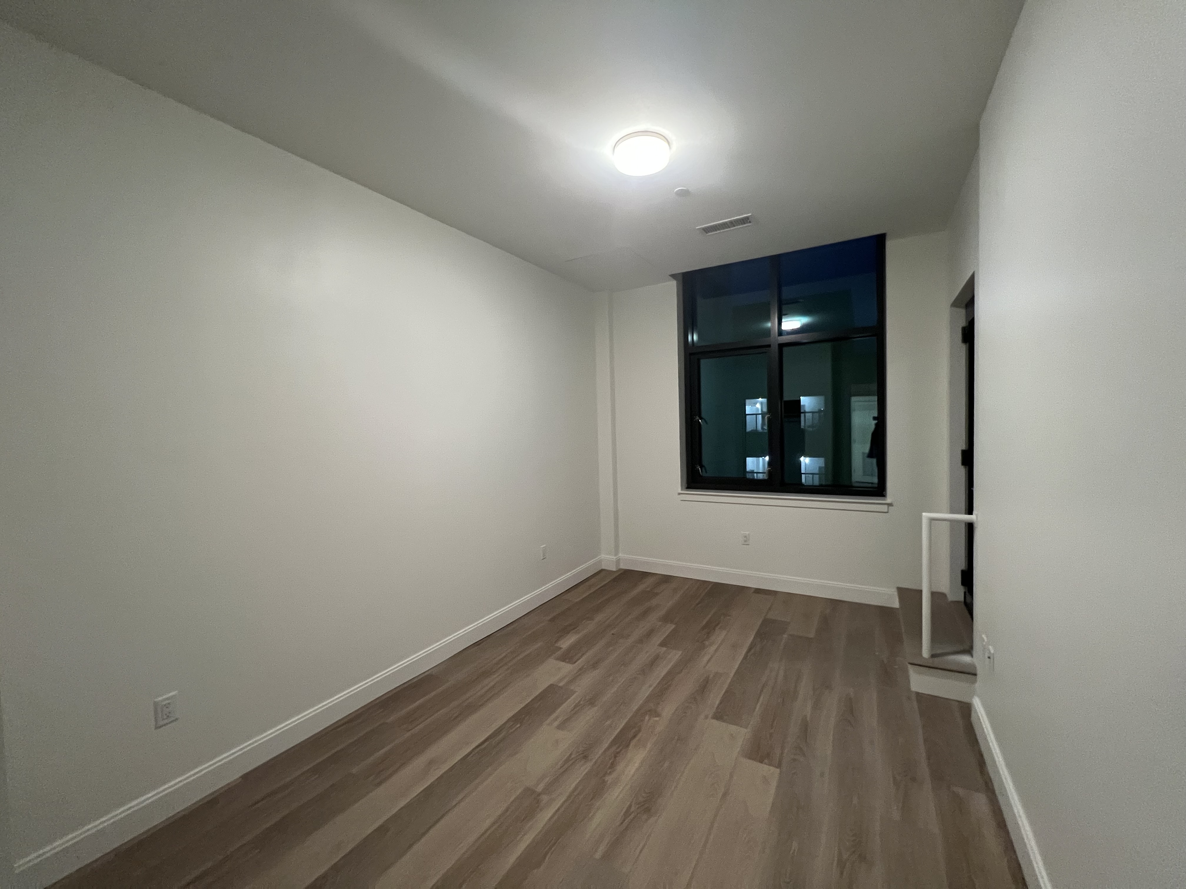 1079 Commonwealth Ave, Allston