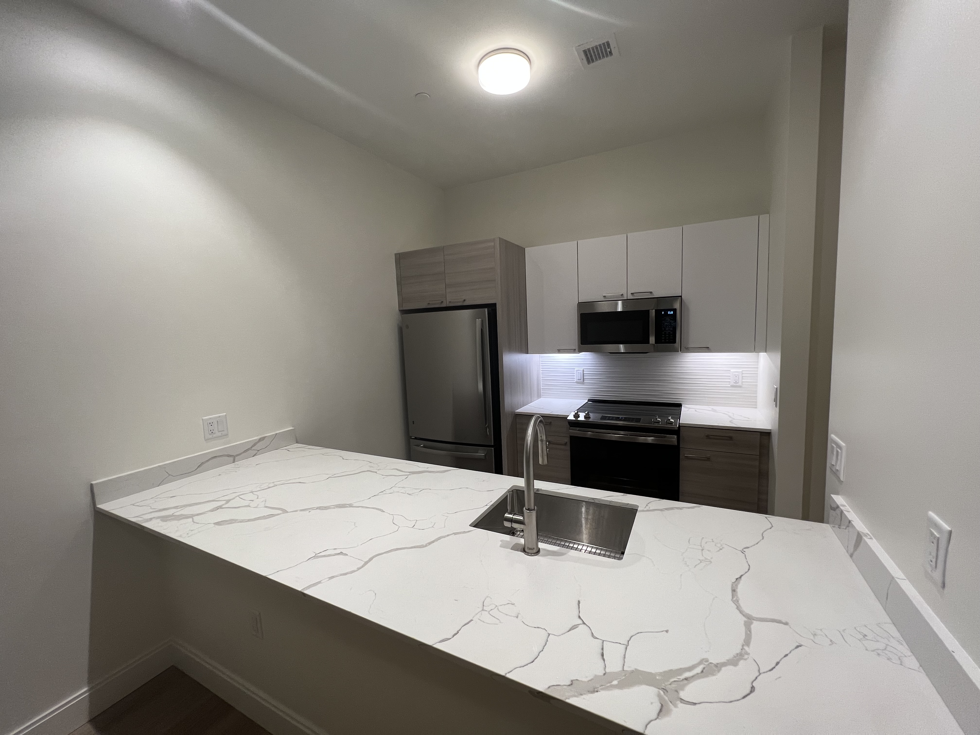 1079 Commonwealth Ave, Allston