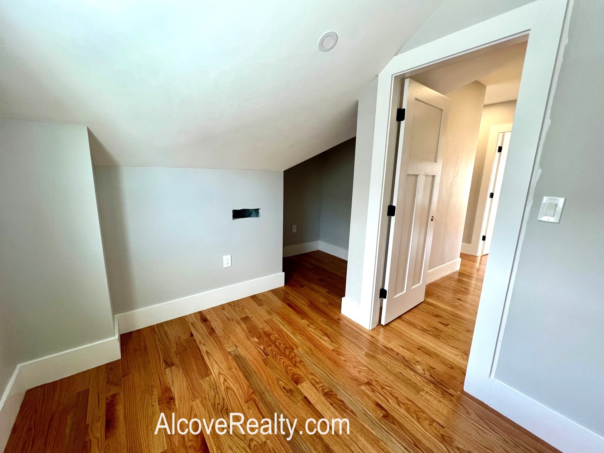 42 George St, South Medford