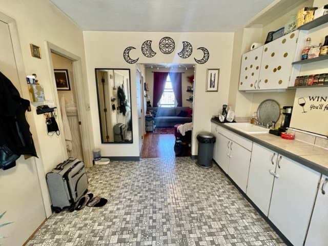 2 Michelangelo St, North End