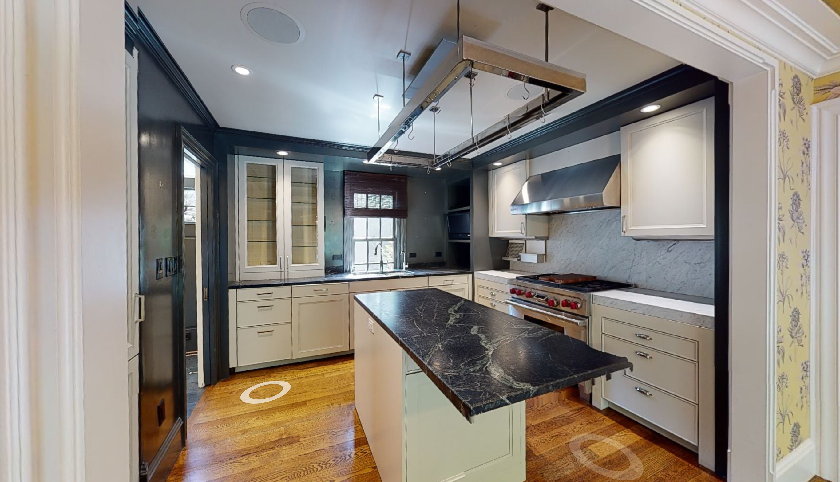 9 Foster Pl, Harvard Square