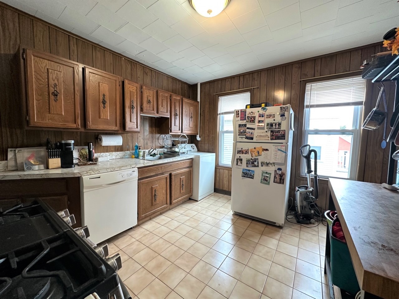 130 North, Teele Square