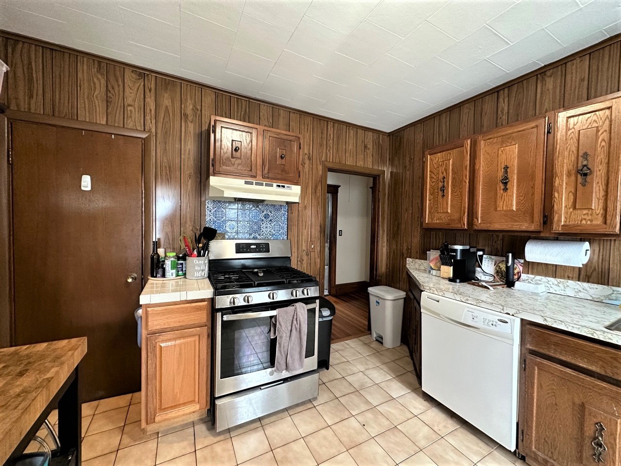 130 North, Teele Square