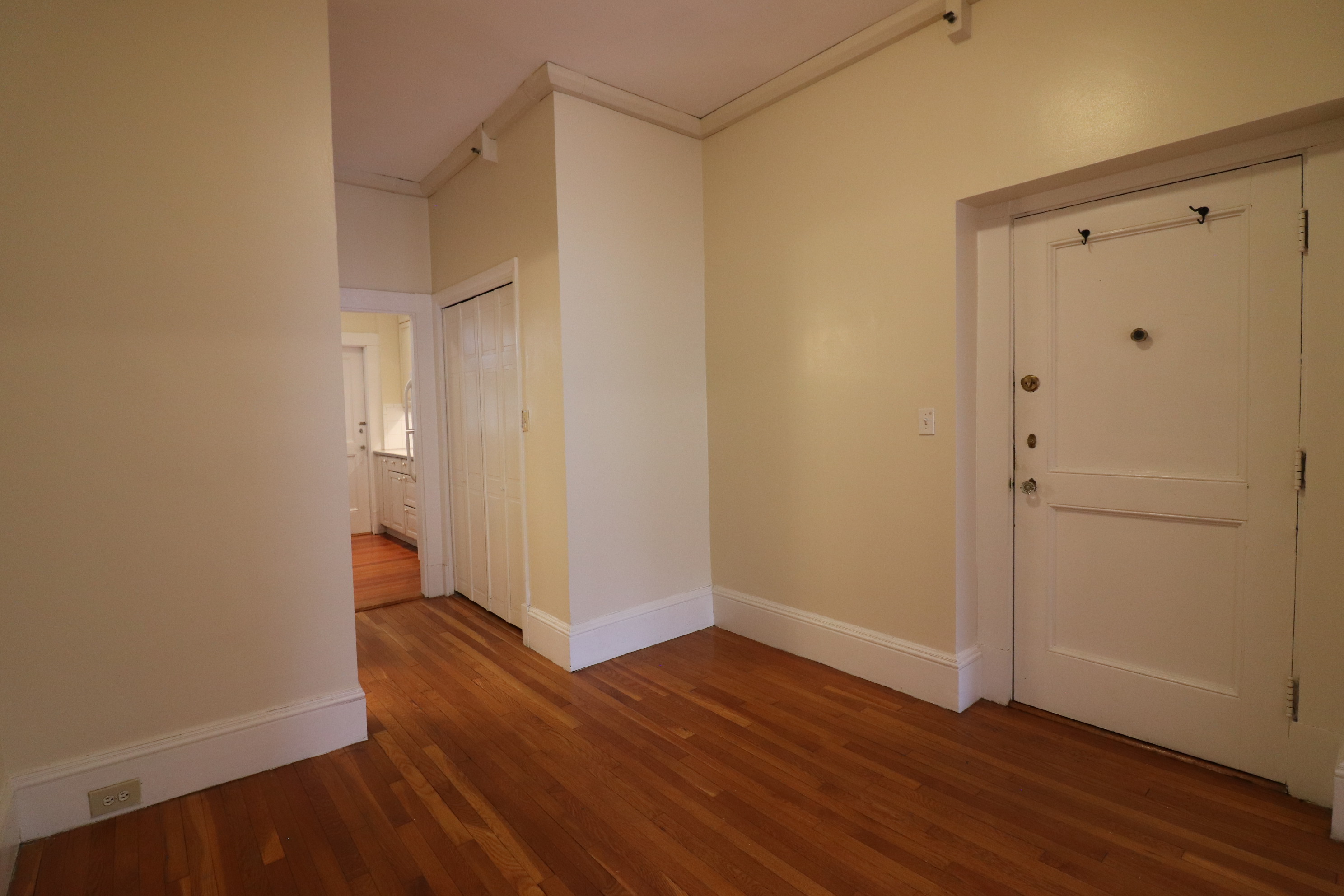 1477 Beacon St, Coolidge Corner