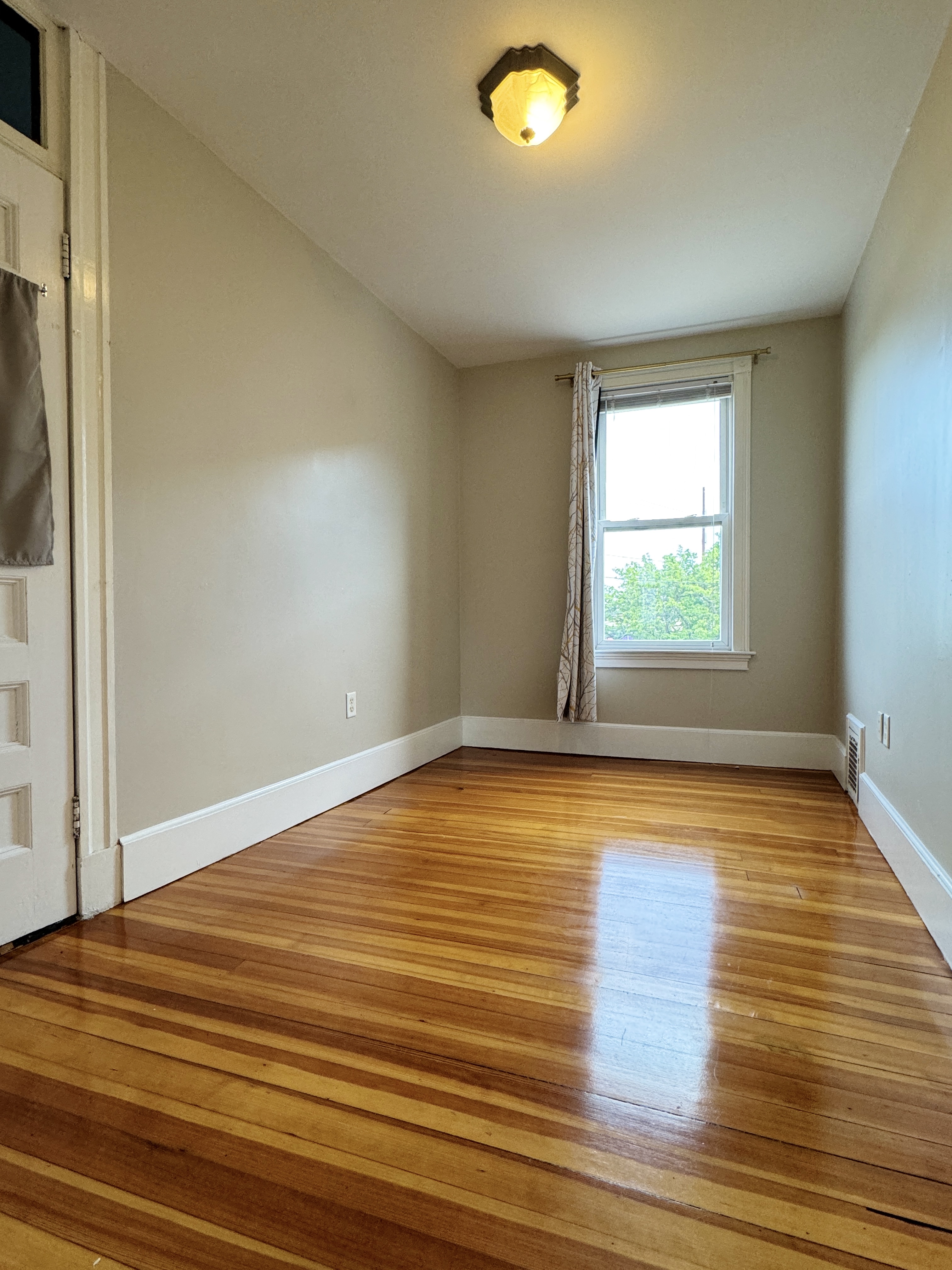 258 Broadway, Malden