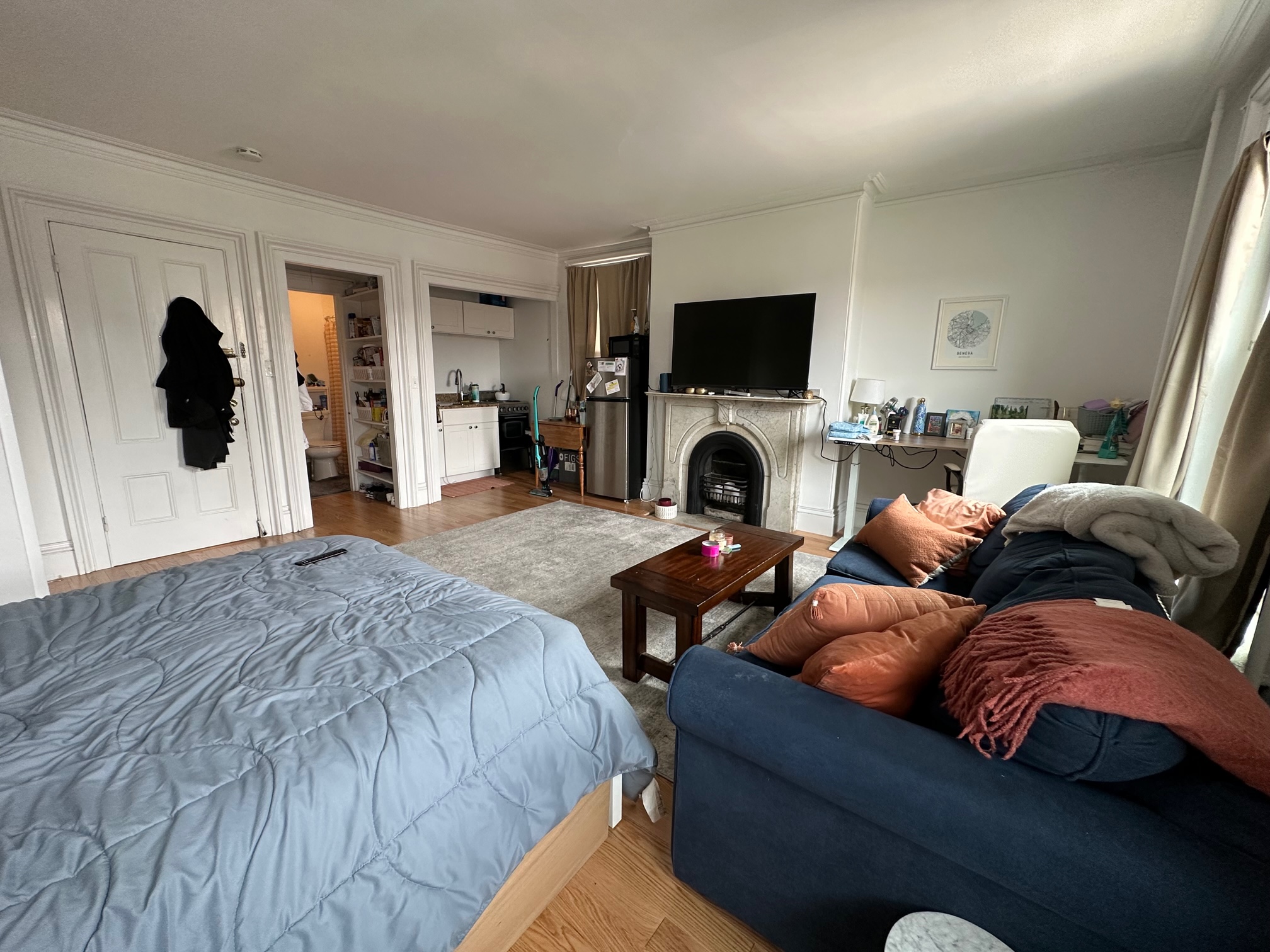 82 Charles St, Beacon Hill