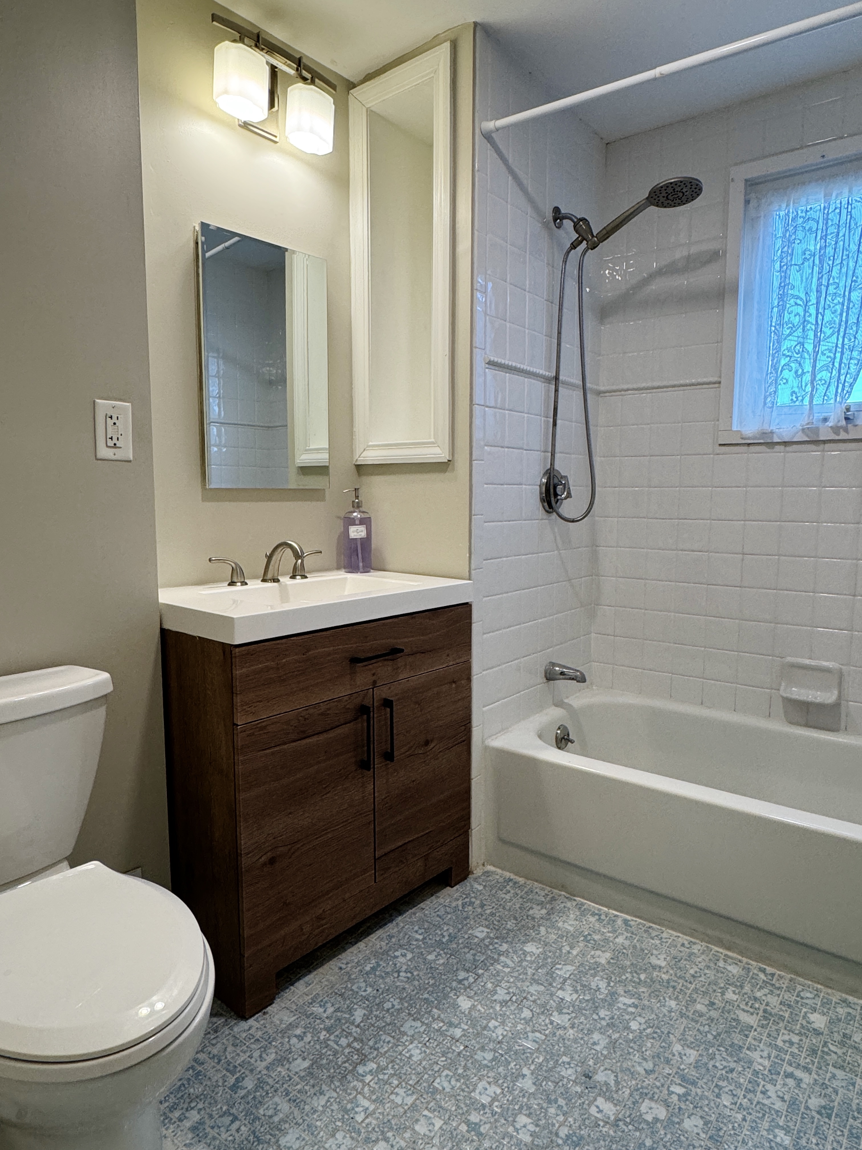 258 Broadway, Malden